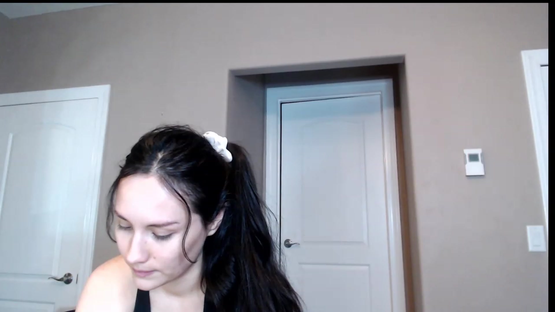 Gallery image thumbnail from Zoie_hz's myfreecams stream on, 08/07/2023, 03:53 image 4 of 20