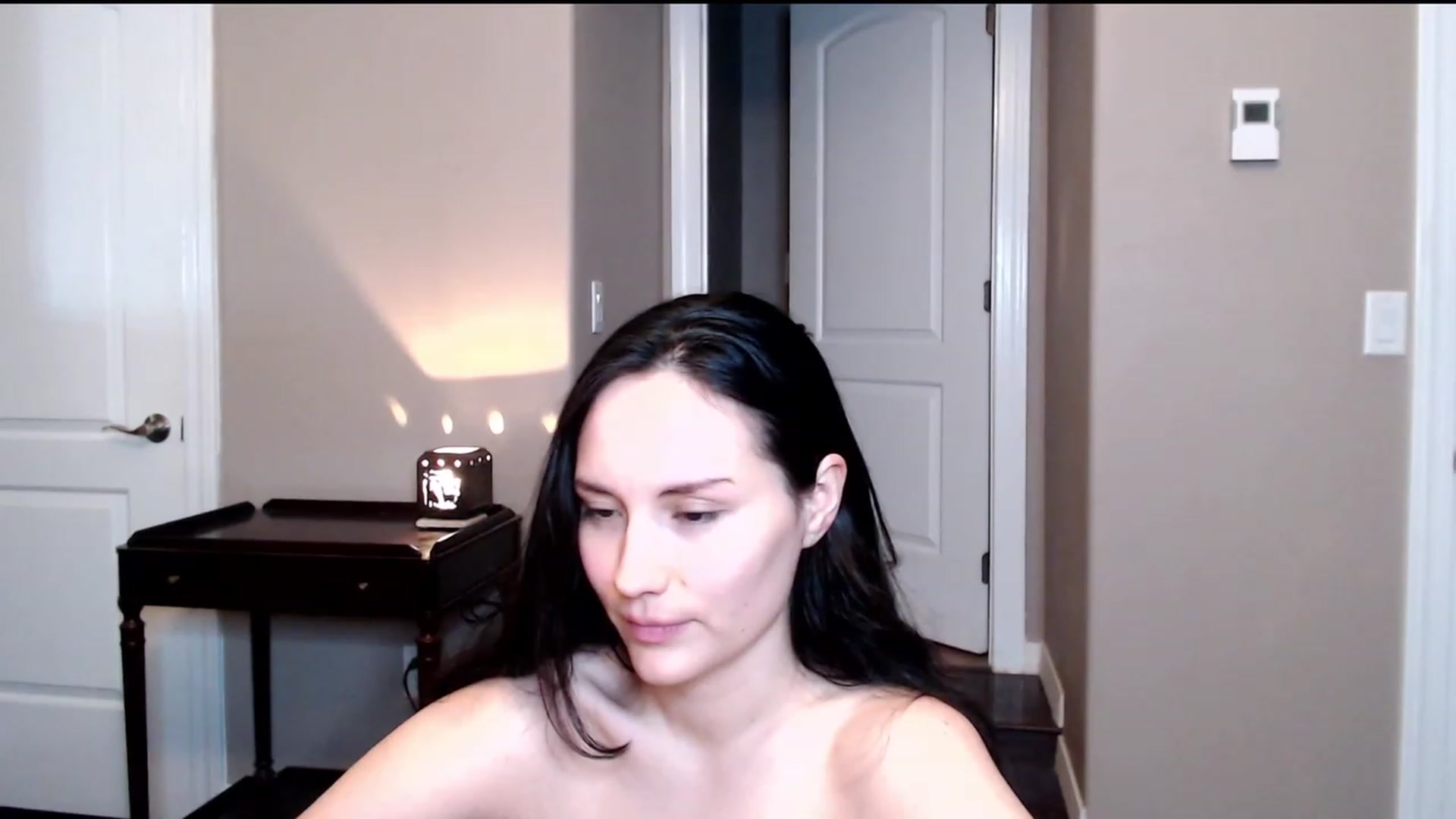 Gallery image thumbnail from Zoie_hz's myfreecams stream on, 08/17/2023, 05:34 image 11 of 20