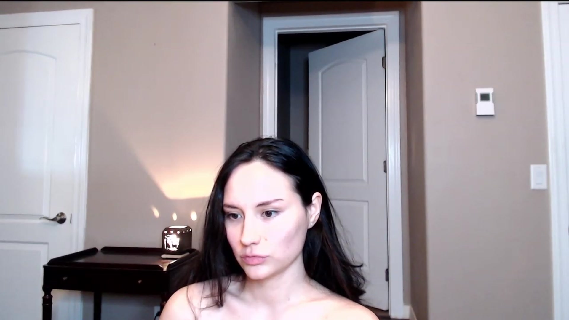 Gallery image thumbnail from Zoie_hz's myfreecams stream on, 08/17/2023, 05:34 image 7 of 20