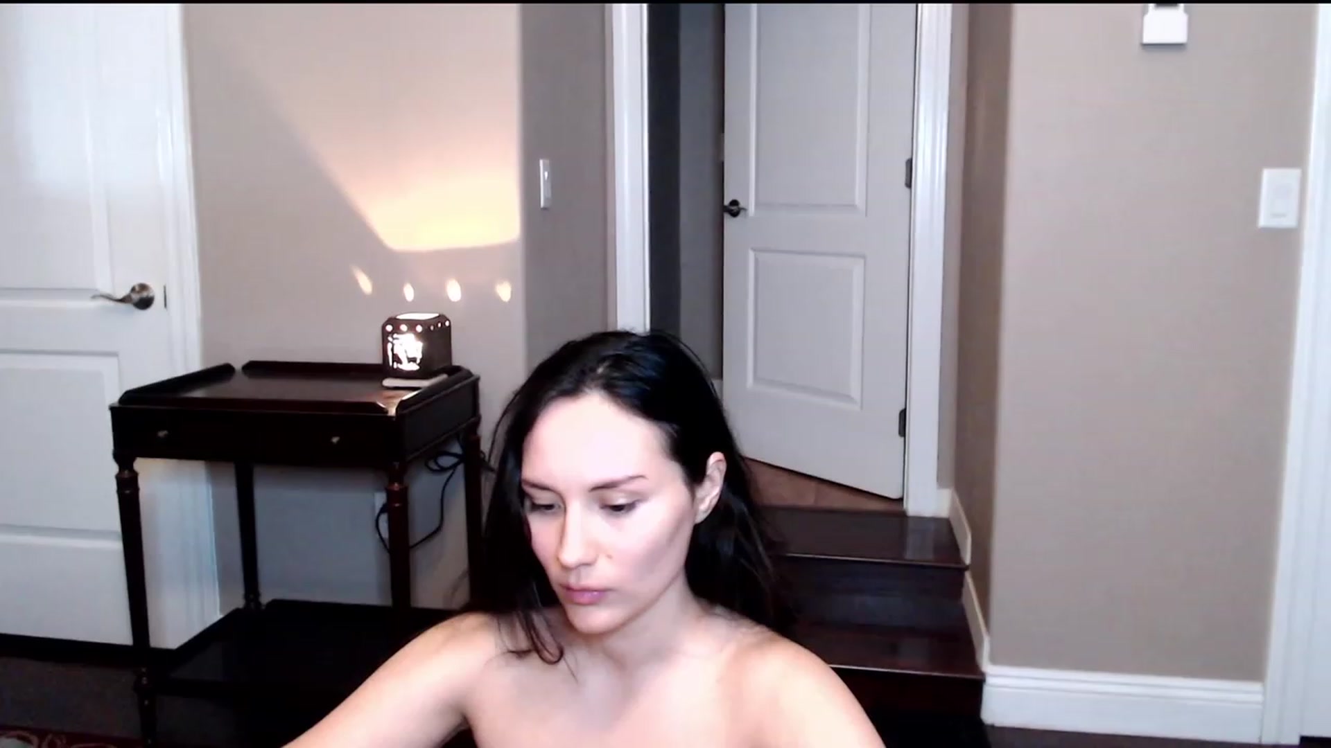 Gallery image thumbnail from Zoie_hz's myfreecams stream on, 08/17/2023, 05:34 image 6 of 20