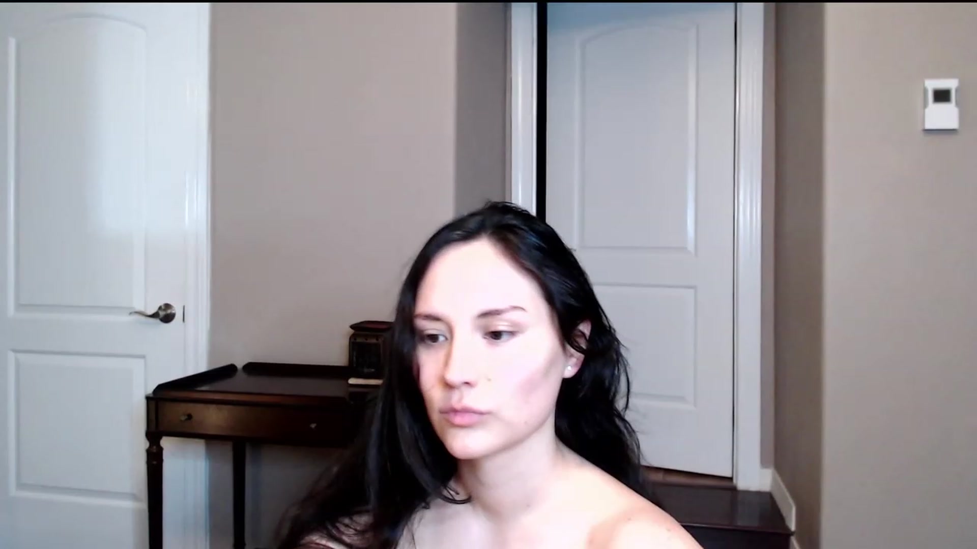 Gallery image thumbnail from Zoie_hz's myfreecams stream on, 08/18/2023, 08:31 image 19 of 20