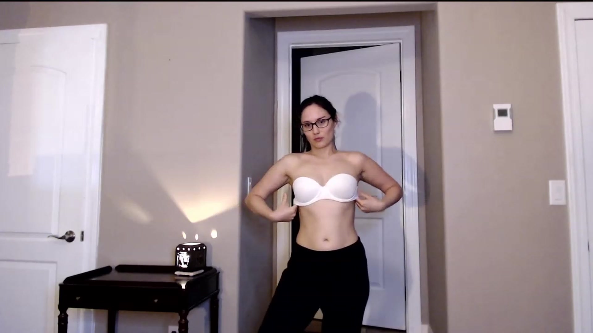 Gallery image thumbnail from Zoie_hz's myfreecams stream on, 08/26/2023, 08:49 image 8 of 20