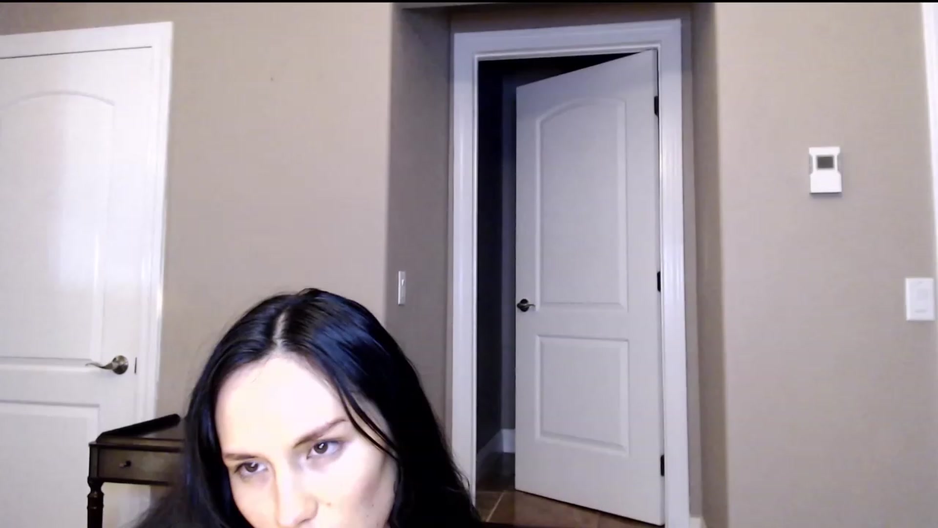 Gallery image thumbnail from Zoie_hz's myfreecams stream on, 08/31/2023, 10:29 image 5 of 20