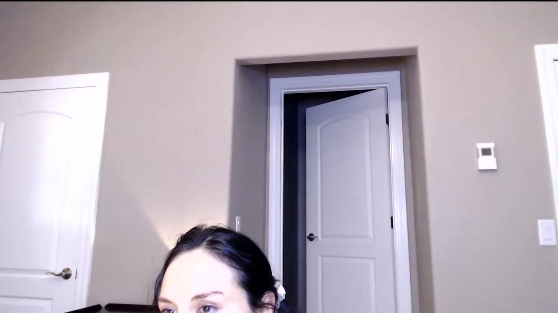 Gallery image thumbnail from Zoie_hz's myfreecams stream on, 08/31/2023, 10:29 image 20 of 20