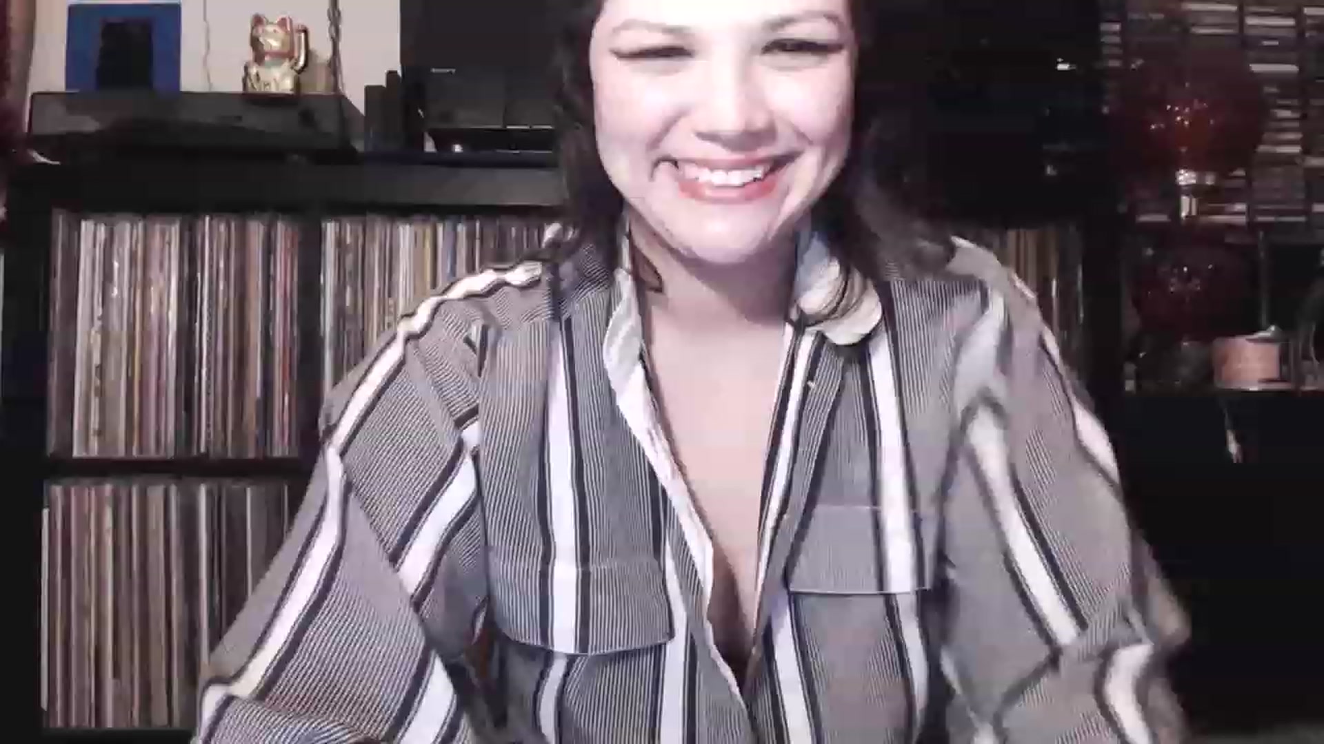 Gallery image thumbnail from ZolaRose's myfreecams stream on, 04/05/2023, 08:07 image 8 of 20