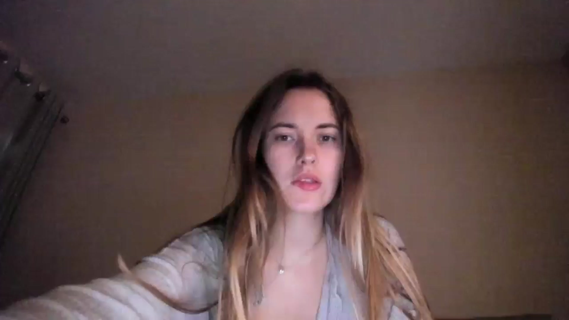 Gallery image thumbnail from Zombieland's myfreecams stream on, 10/24/2025, 08:29 image 3 of 20