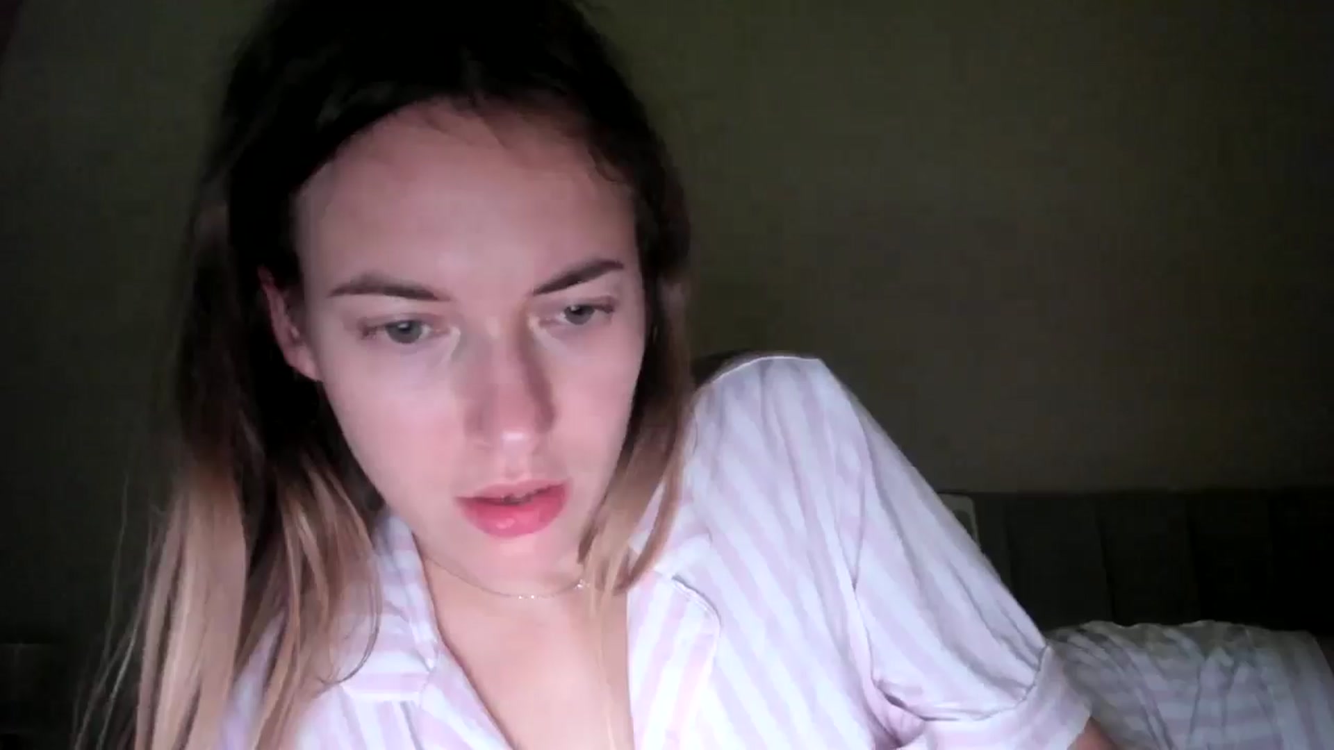 Gallery image thumbnail from Zombieland's myfreecams stream on, 10/25/2025, 06:40 image 14 of 20