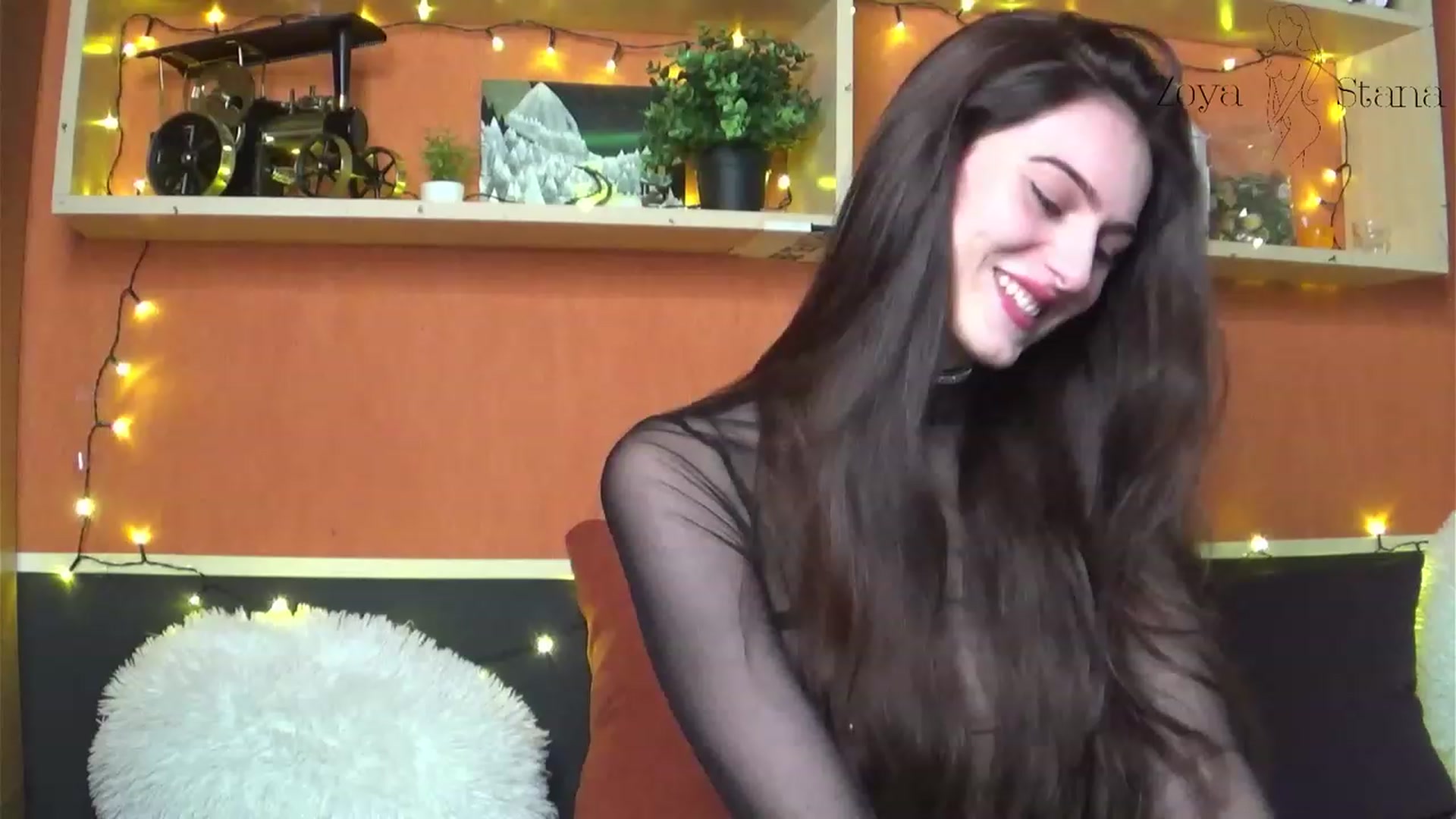 Gallery image thumbnail from ZoyaStana's myfreecams stream on, 01/16/2023, 20:32 image 1 of 20