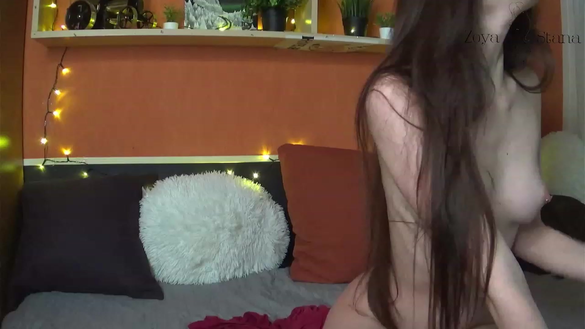 Gallery image thumbnail from ZoyaStana's myfreecams stream on, 01/22/2023, 21:15 image 8 of 20