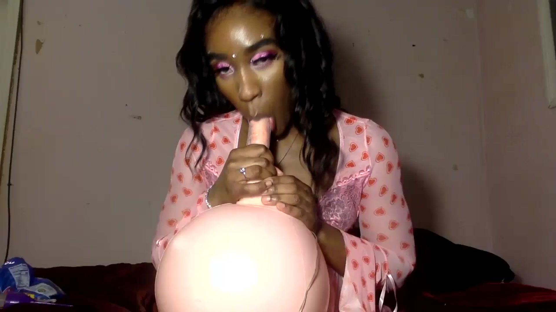 Gallery image thumbnail from Zoysia's myfreecams stream on, 07/20/2024, 15:03 image 5 of 20