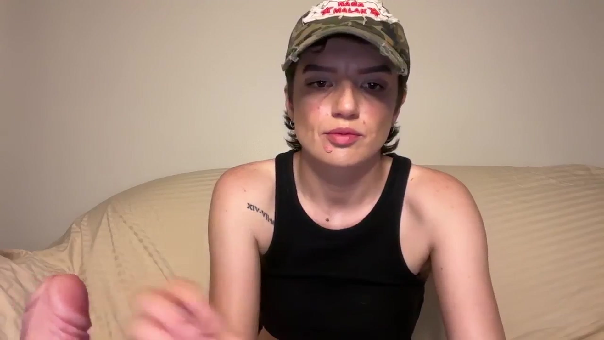 Gallery image thumbnail from Zyla_Branco's myfreecams stream on, 12/25/2024, 10:52 image 18 of 20