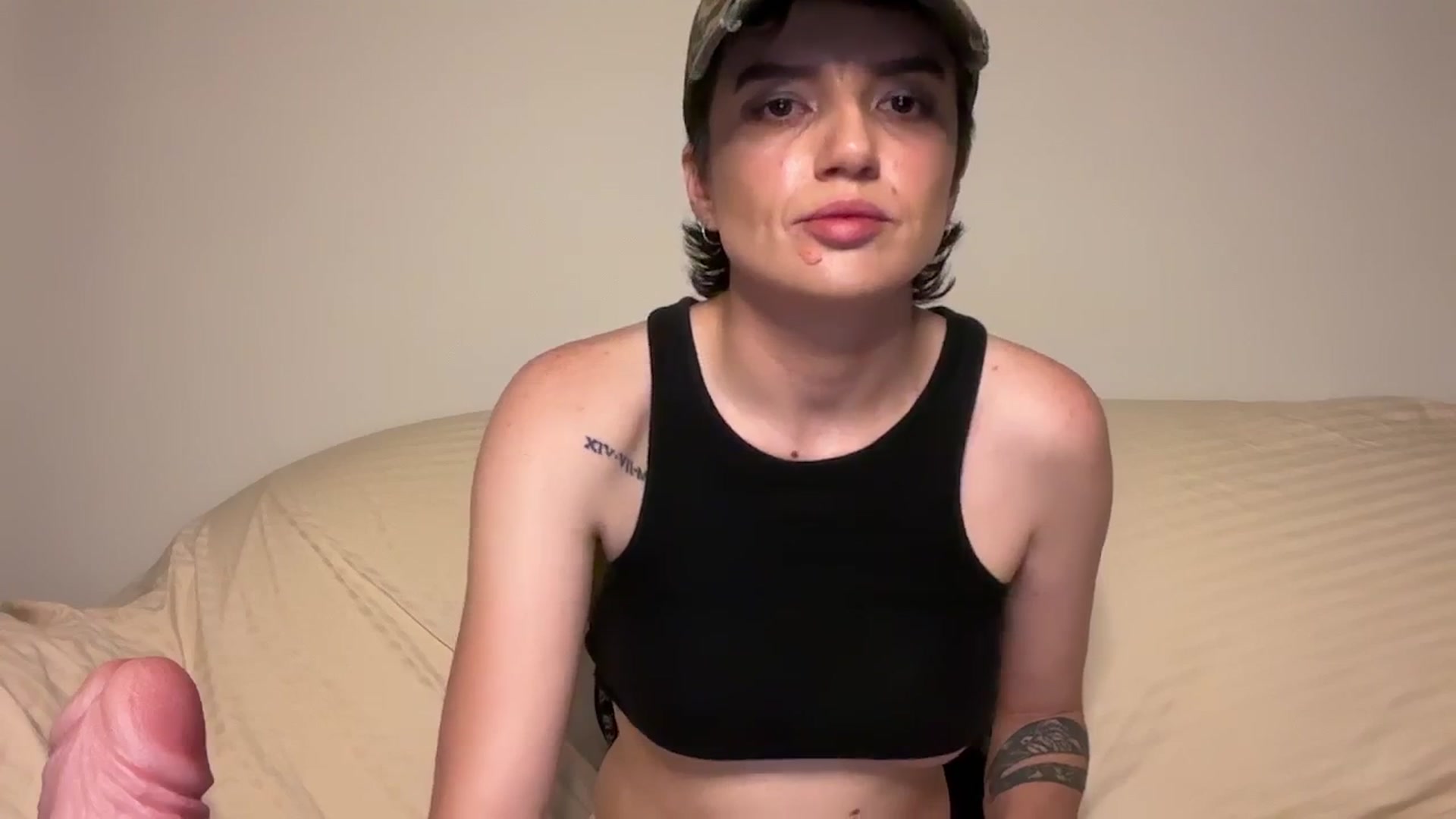 Gallery image thumbnail from Zyla_Branco's myfreecams stream on, 12/25/2024, 10:52 image 20 of 20