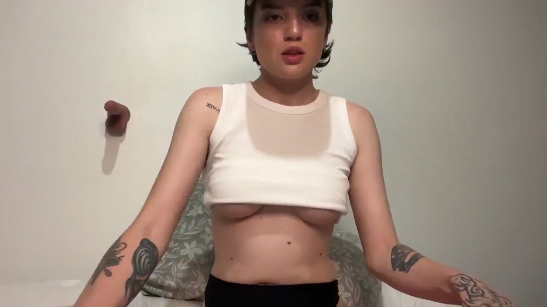 Gallery image thumbnail from Zyla_Branco's myfreecams stream on, 12/28/2024, 11:00 image 12 of 20