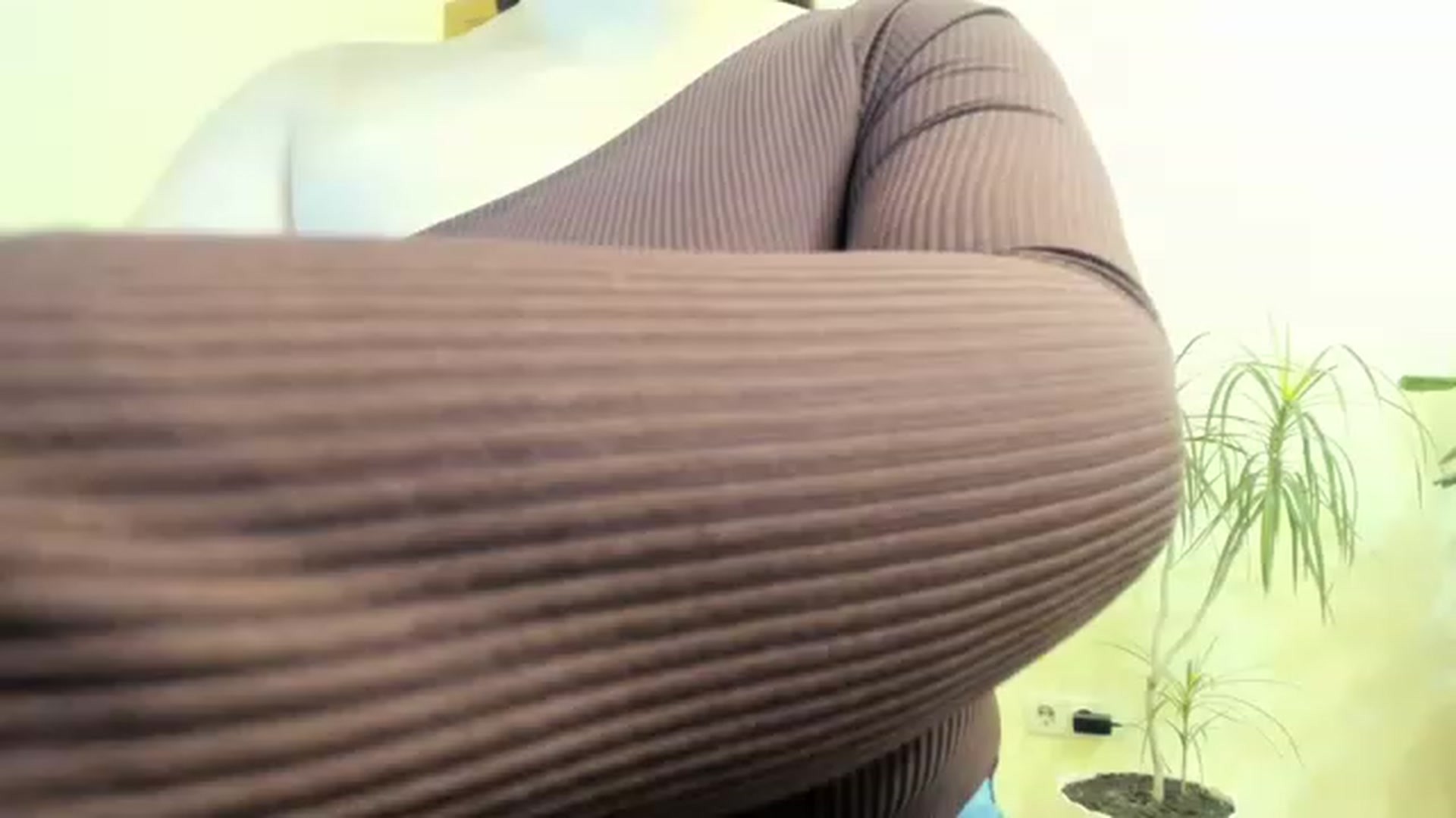 Gallery image thumbnail from aAntoninAa's myfreecams stream on, 11/22/2022, 19:36 image 1 of 20