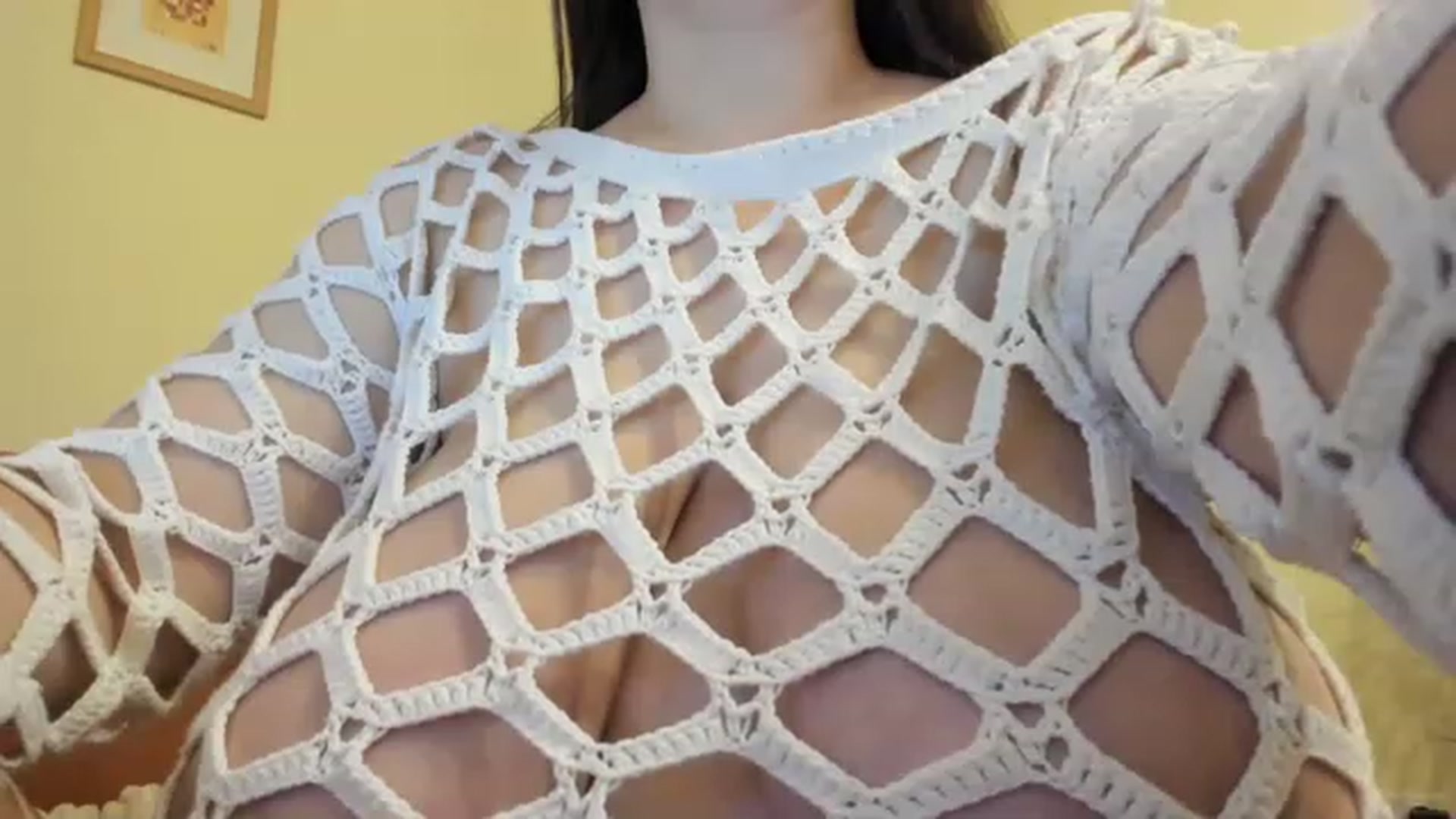 Gallery image thumbnail from aAntoninAa's myfreecams stream on, 11/25/2022, 19:52 image 12 of 20