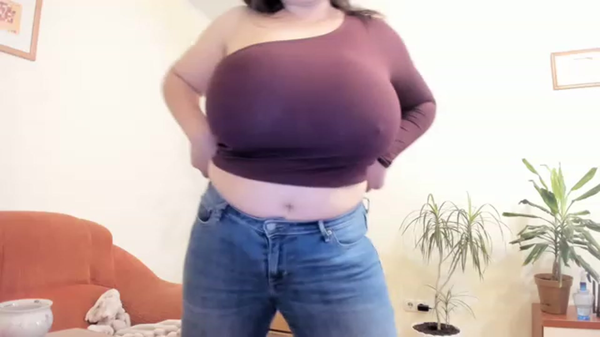Gallery image thumbnail from aAntoninAa's myfreecams stream on, 11/26/2022, 10:06 image 17 of 20