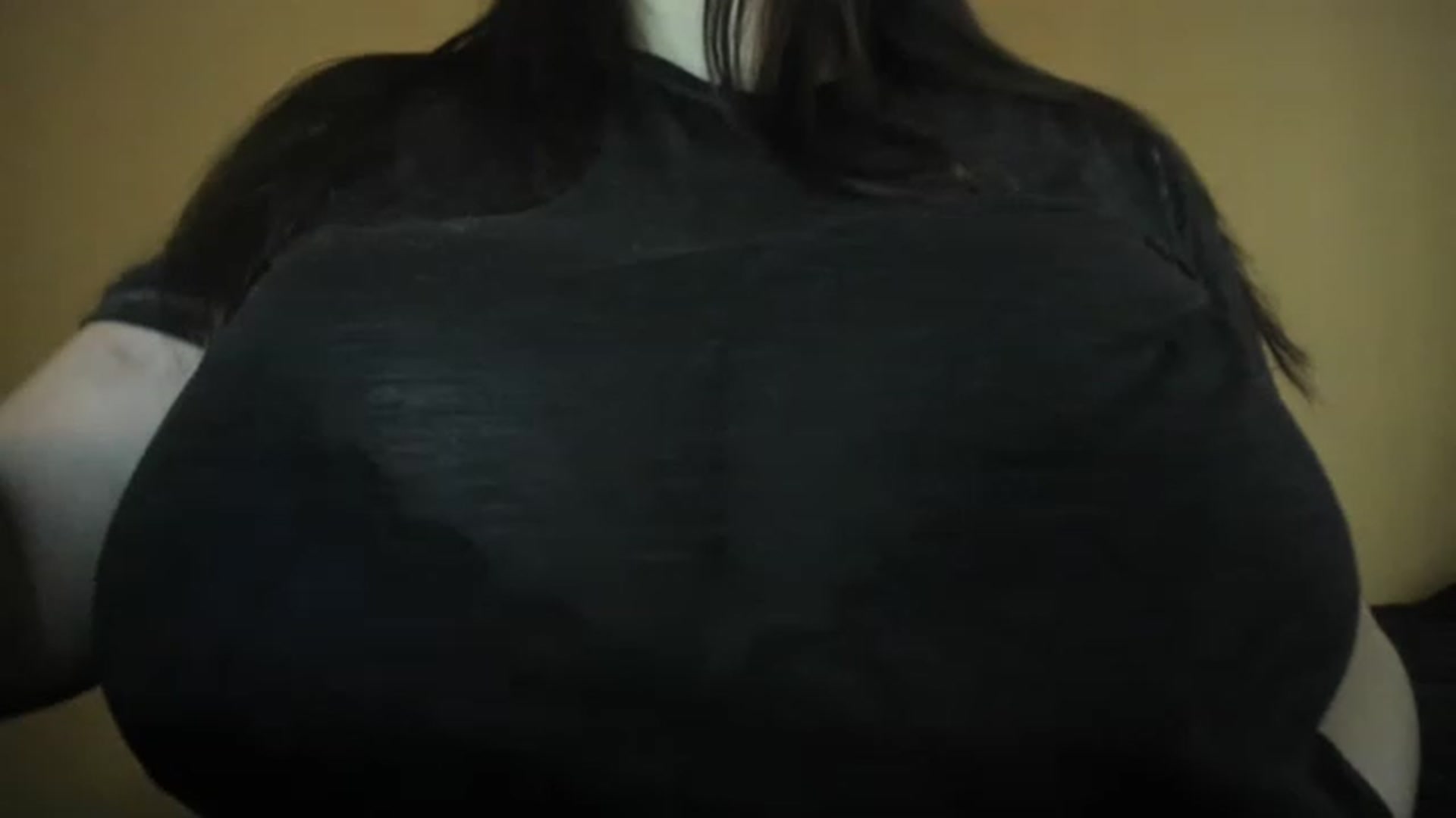 Gallery image thumbnail from aAntoninAa's myfreecams stream on, 02/04/2023, 12:36 image 12 of 20