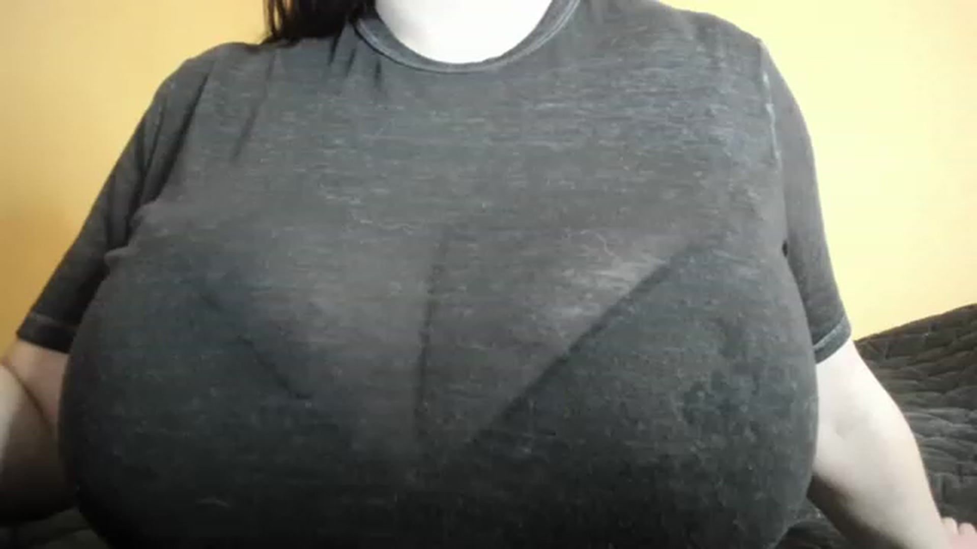Gallery image thumbnail from aAntoninAa's myfreecams stream on, 02/07/2023, 19:01 image 1 of 20