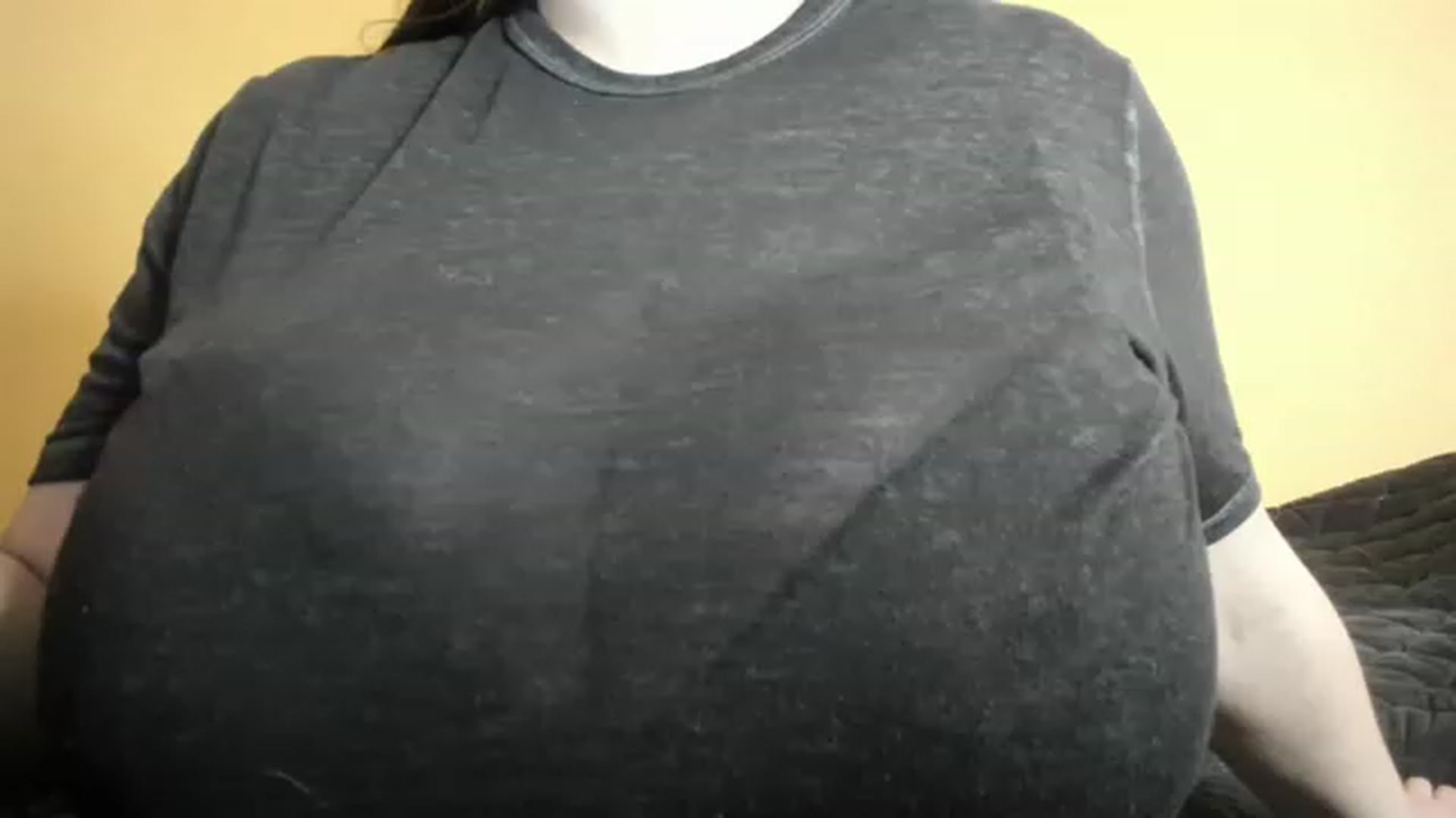 Gallery image thumbnail from aAntoninAa's myfreecams stream on, 02/07/2023, 19:01 image 6 of 20