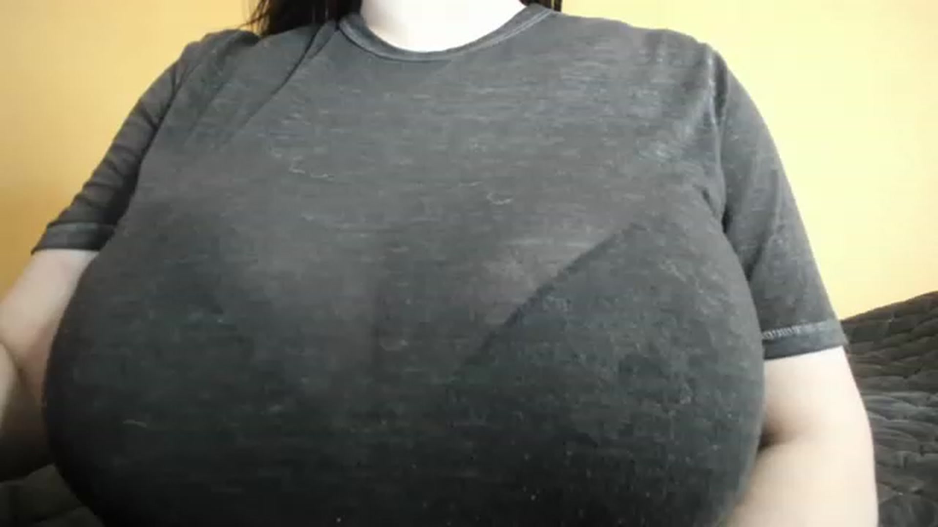 Gallery image thumbnail from aAntoninAa's myfreecams stream on, 02/07/2023, 19:01 image 5 of 20