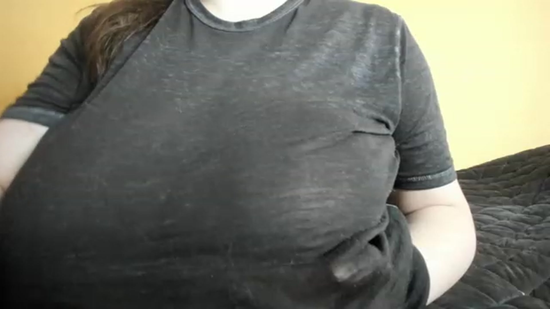 Gallery image thumbnail from aAntoninAa's myfreecams stream on, 02/07/2023, 19:01 image 16 of 20
