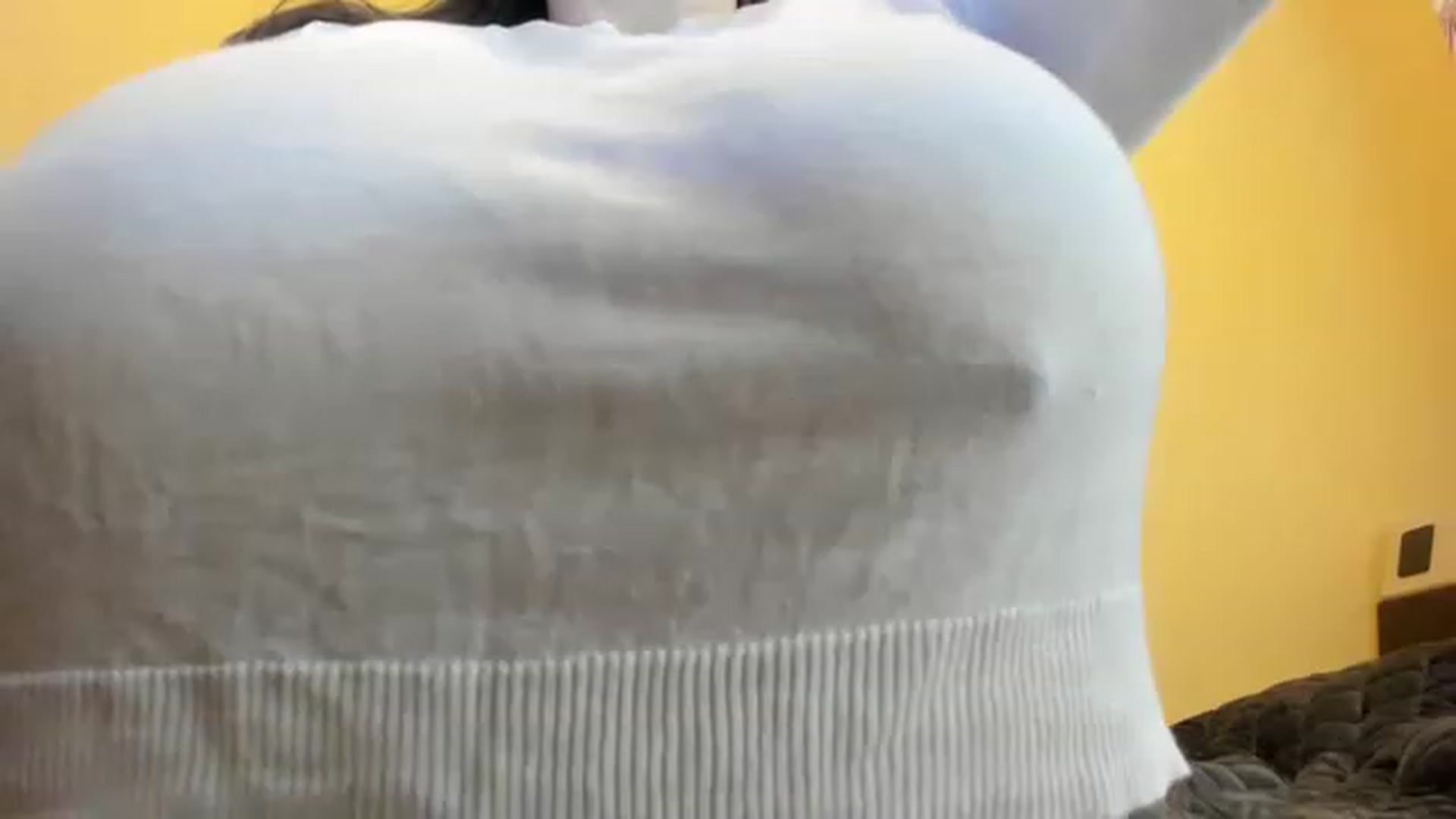 Gallery image thumbnail from aAntoninAa's myfreecams stream on, 02/10/2023, 20:09 image 15 of 20