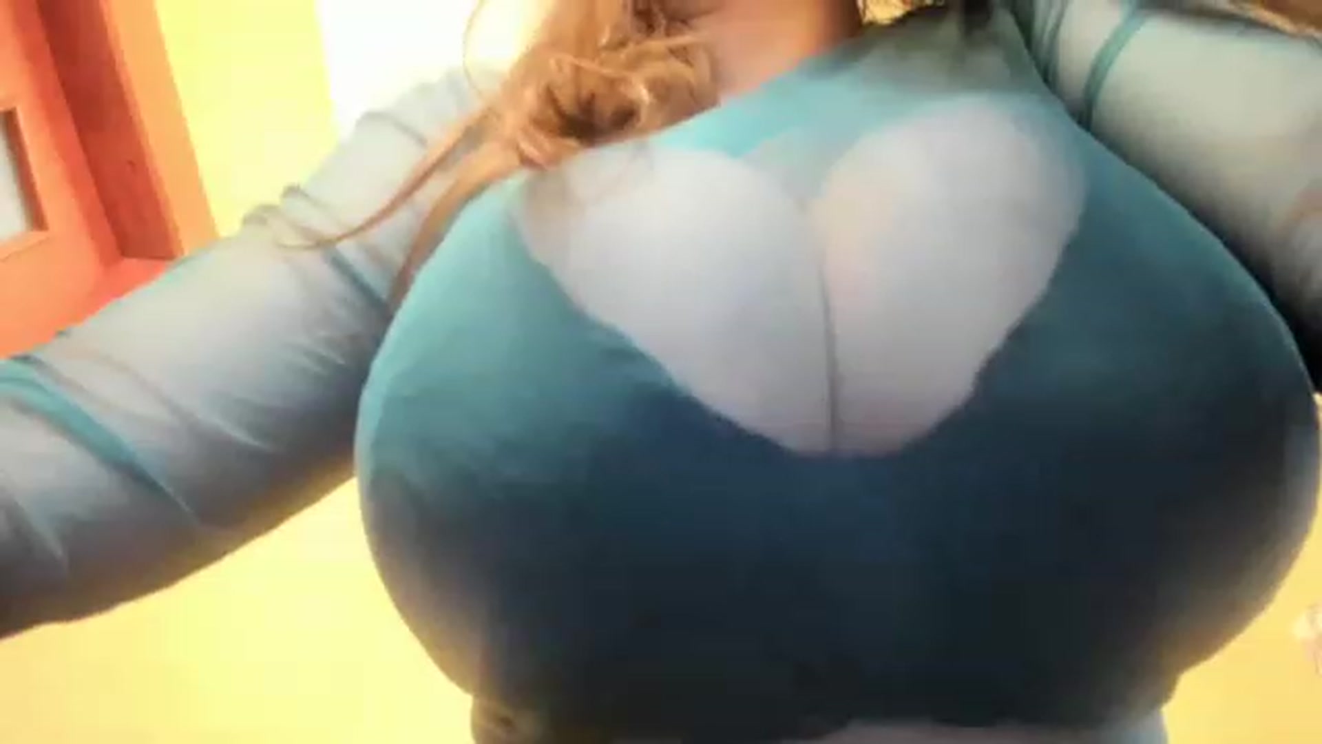 Gallery image thumbnail from aAntoninAa's myfreecams stream on, 03/06/2023, 14:54 image 2 of 20