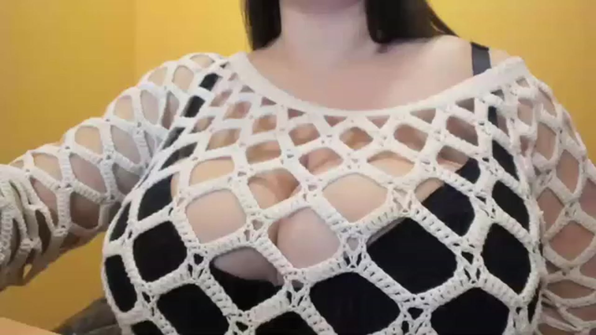 Gallery image thumbnail from aAntoninAa's myfreecams stream on, 03/06/2023, 18:36 image 17 of 20