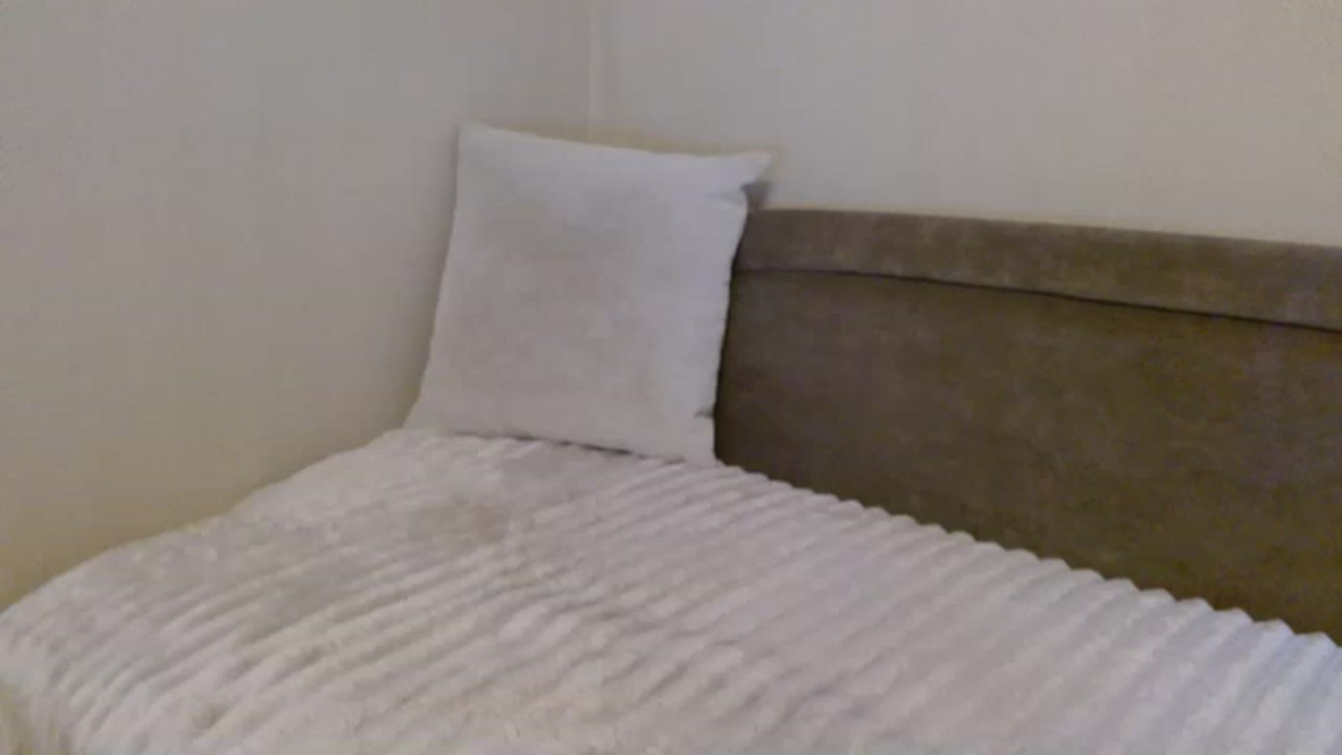Gallery image thumbnail from aAntoninAa's myfreecams stream on, 05/02/2023, 17:36 image 6 of 20