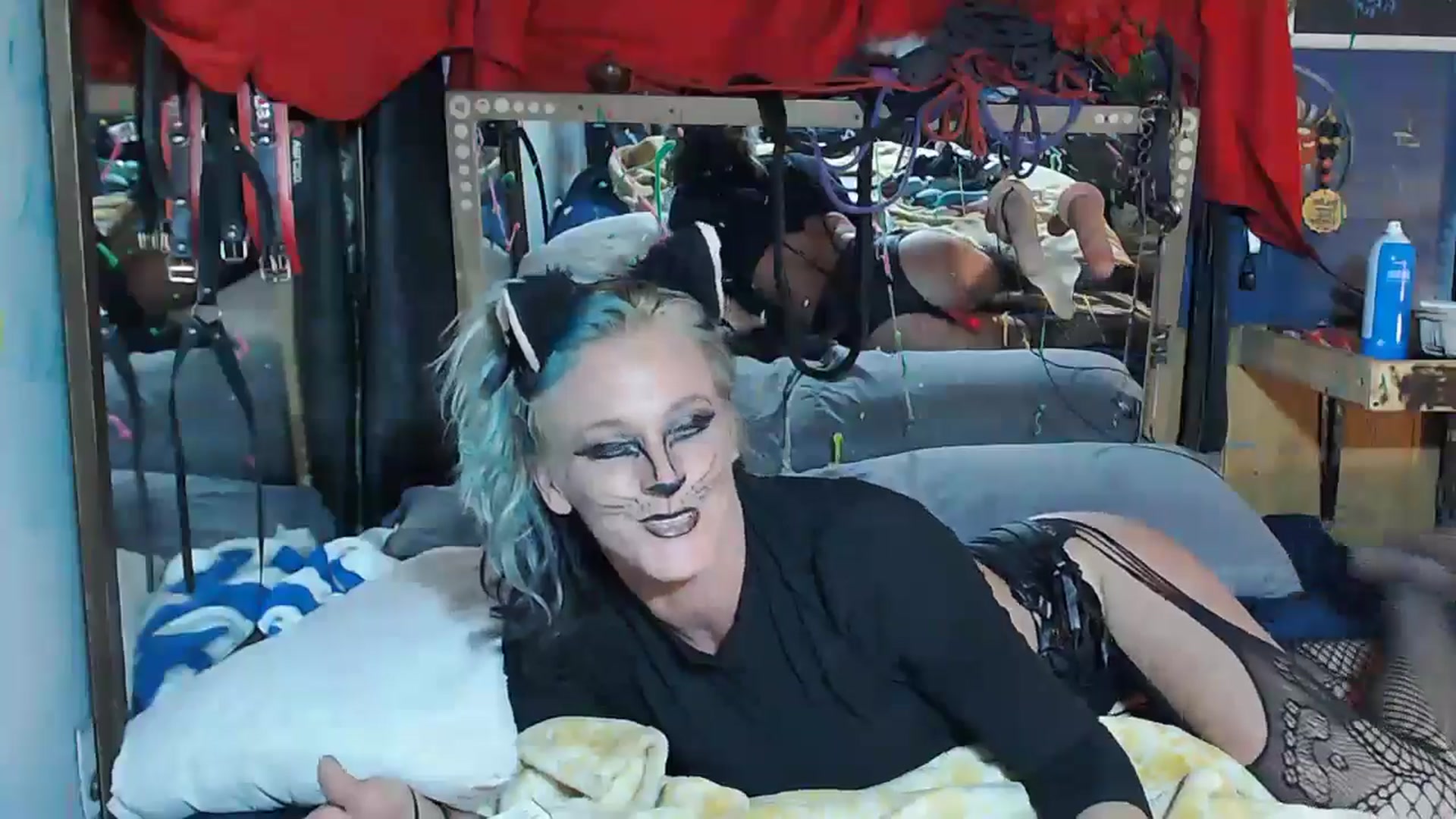 Gallery image thumbnail from aCumSlutSiren's myfreecams stream on, 10/08/2024, 09:27 image 6 of 20