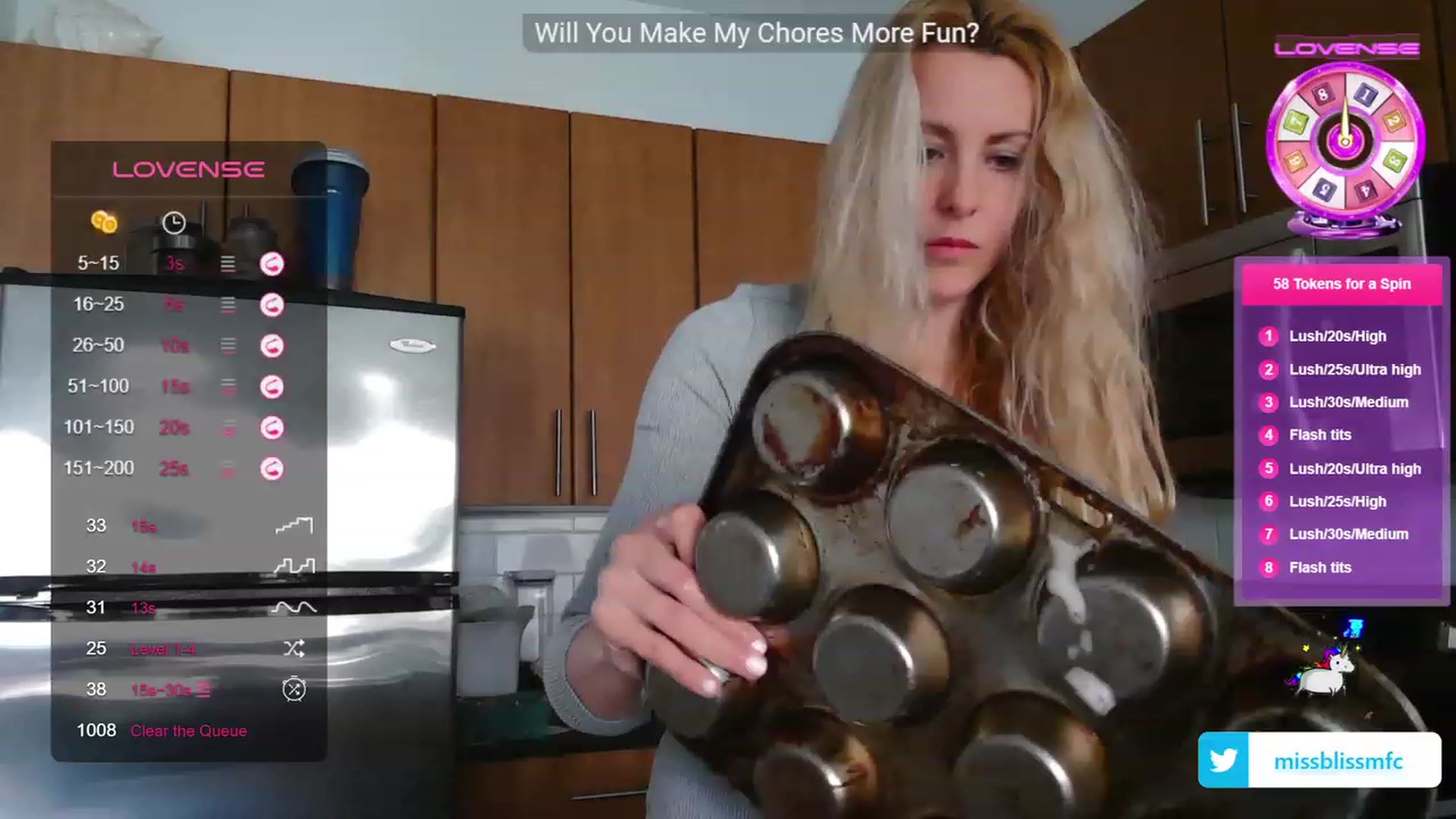 Gallery image thumbnail from aMissBliss's myfreecams stream on, 10/29/2023, 21:40 image 17 of 20