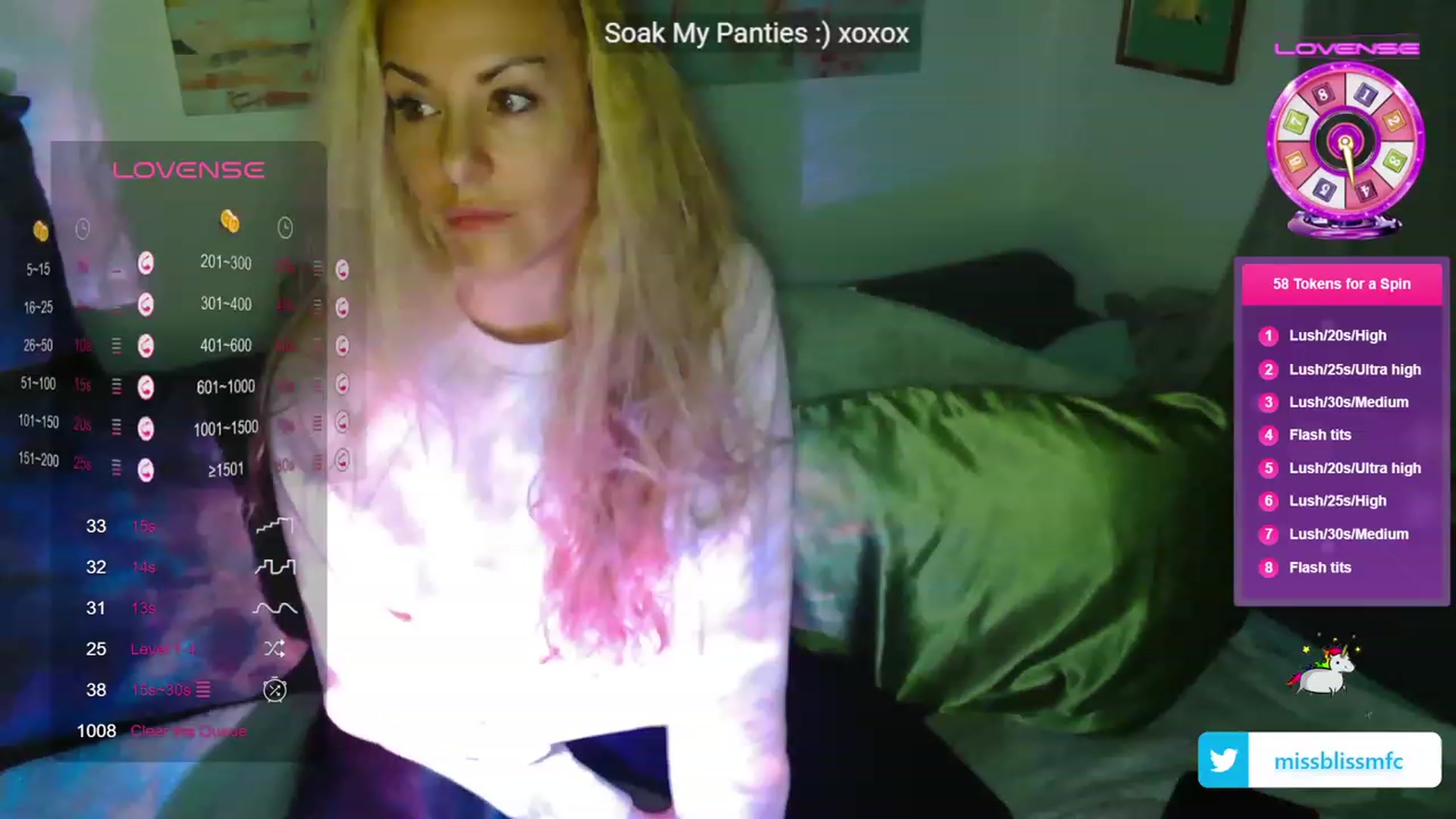 Gallery image thumbnail from aMissBliss's myfreecams stream on, 11/14/2023, 04:47 image 18 of 20