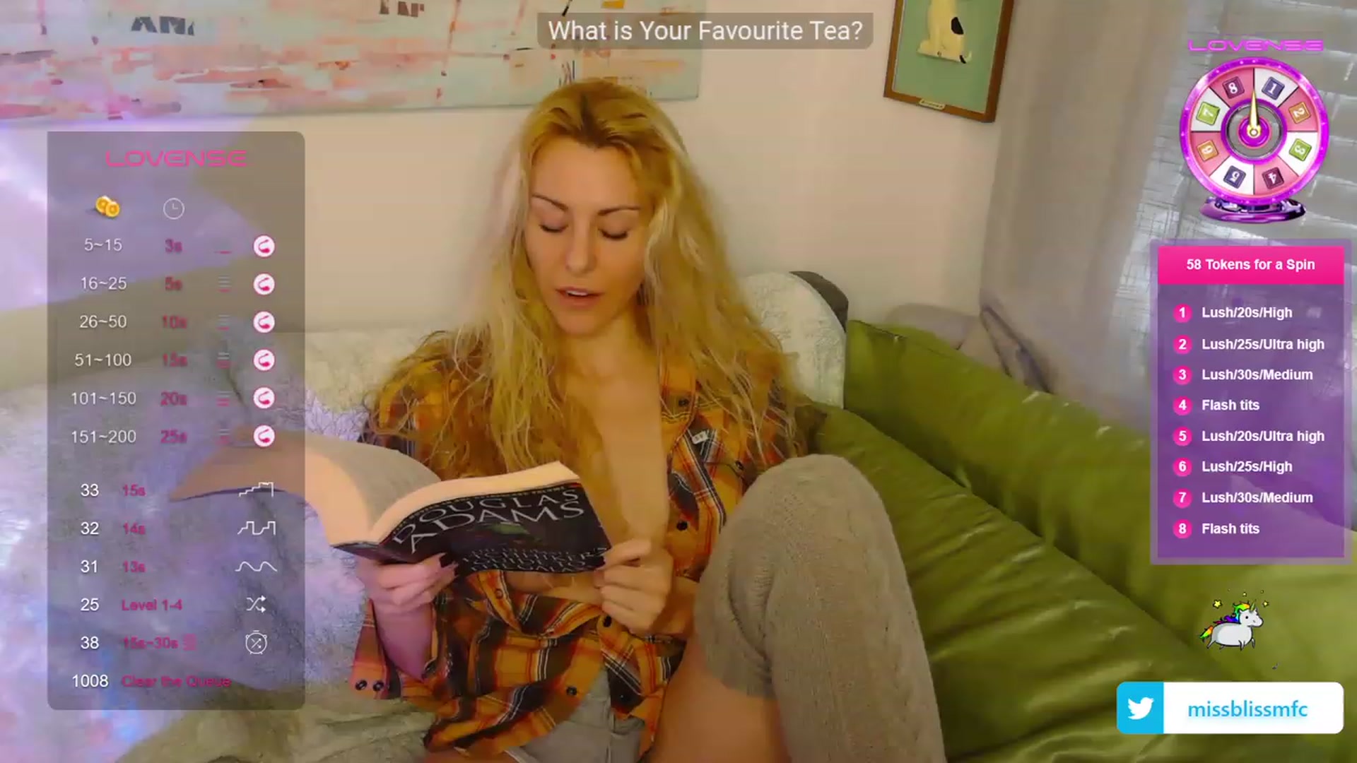 Gallery image thumbnail from aMissBliss's myfreecams stream on, 11/26/2023, 22:40 image 14 of 20