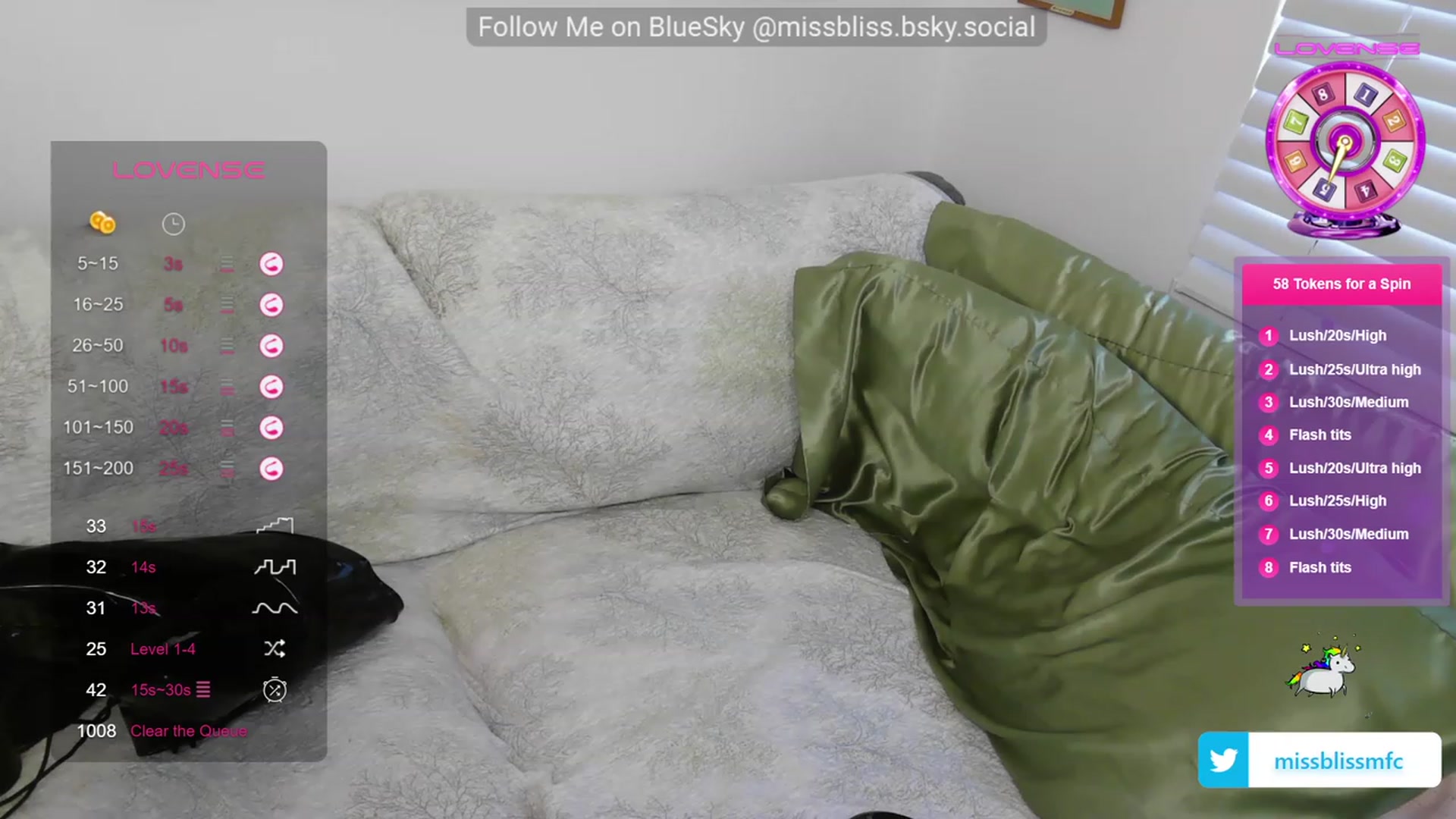 Gallery image thumbnail from aMissBliss's myfreecams stream on, 12/12/2023, 23:19 image 15 of 20