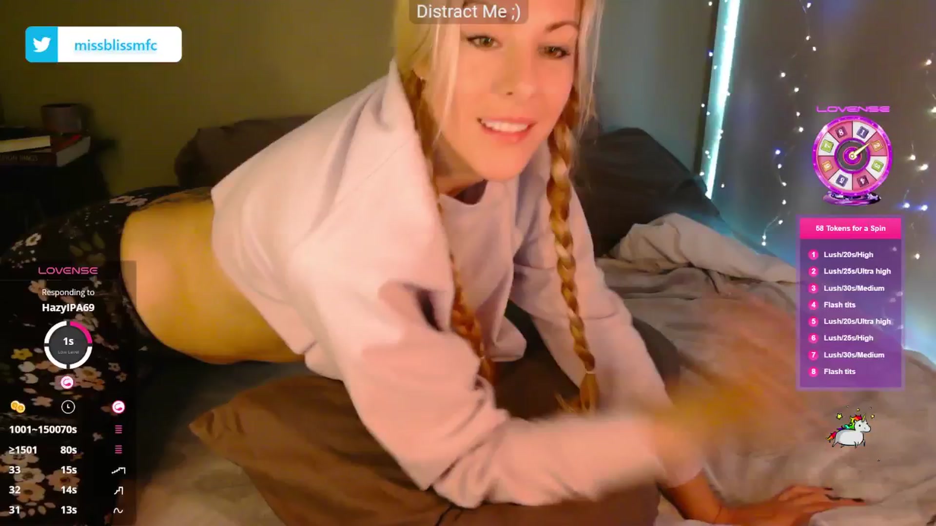 Gallery image thumbnail from aMissBliss's myfreecams stream on, 09/29/2024, 24:01 image 16 of 20