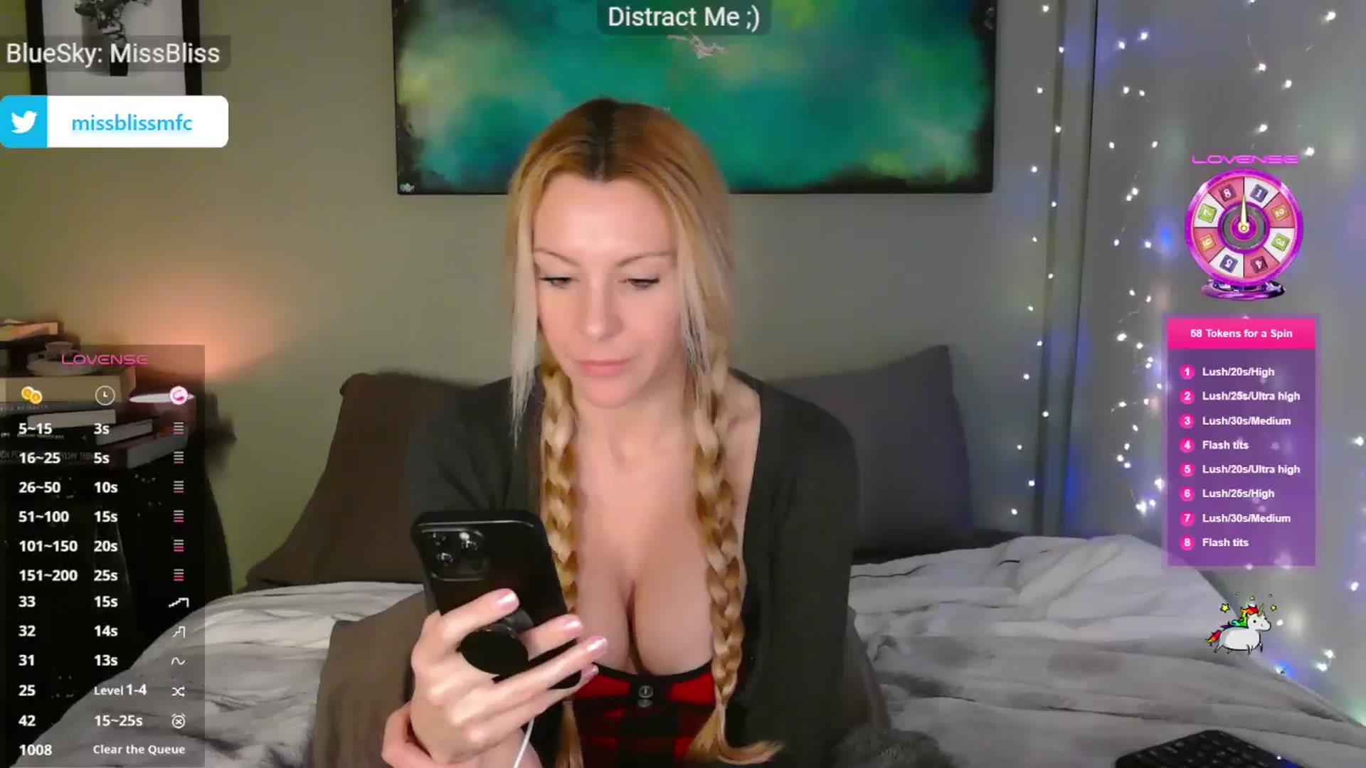 Gallery image thumbnail from aMissBliss's myfreecams stream on, 12/20/2024, 03:27 image 12 of 20