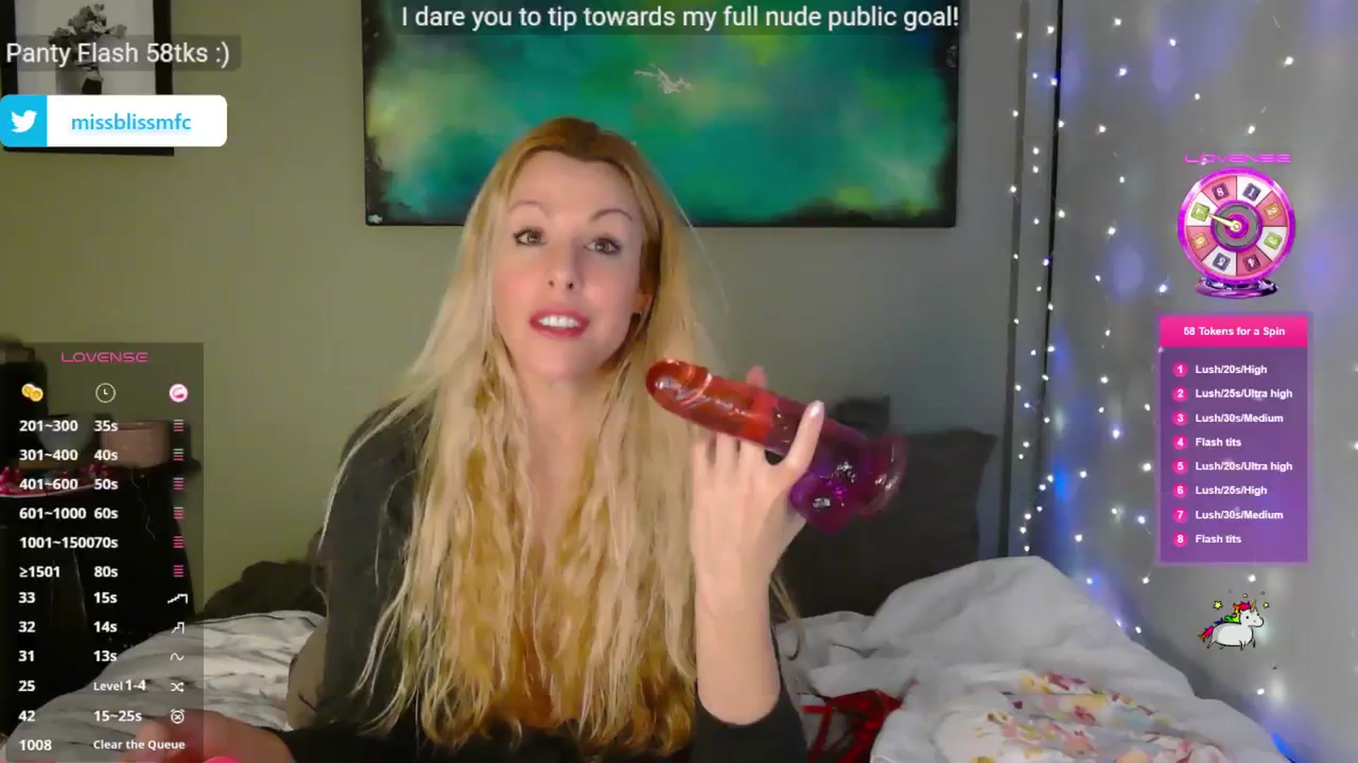 Gallery image thumbnail from aMissBliss's myfreecams stream on, 12/31/2024, 05:42 image 13 of 20
