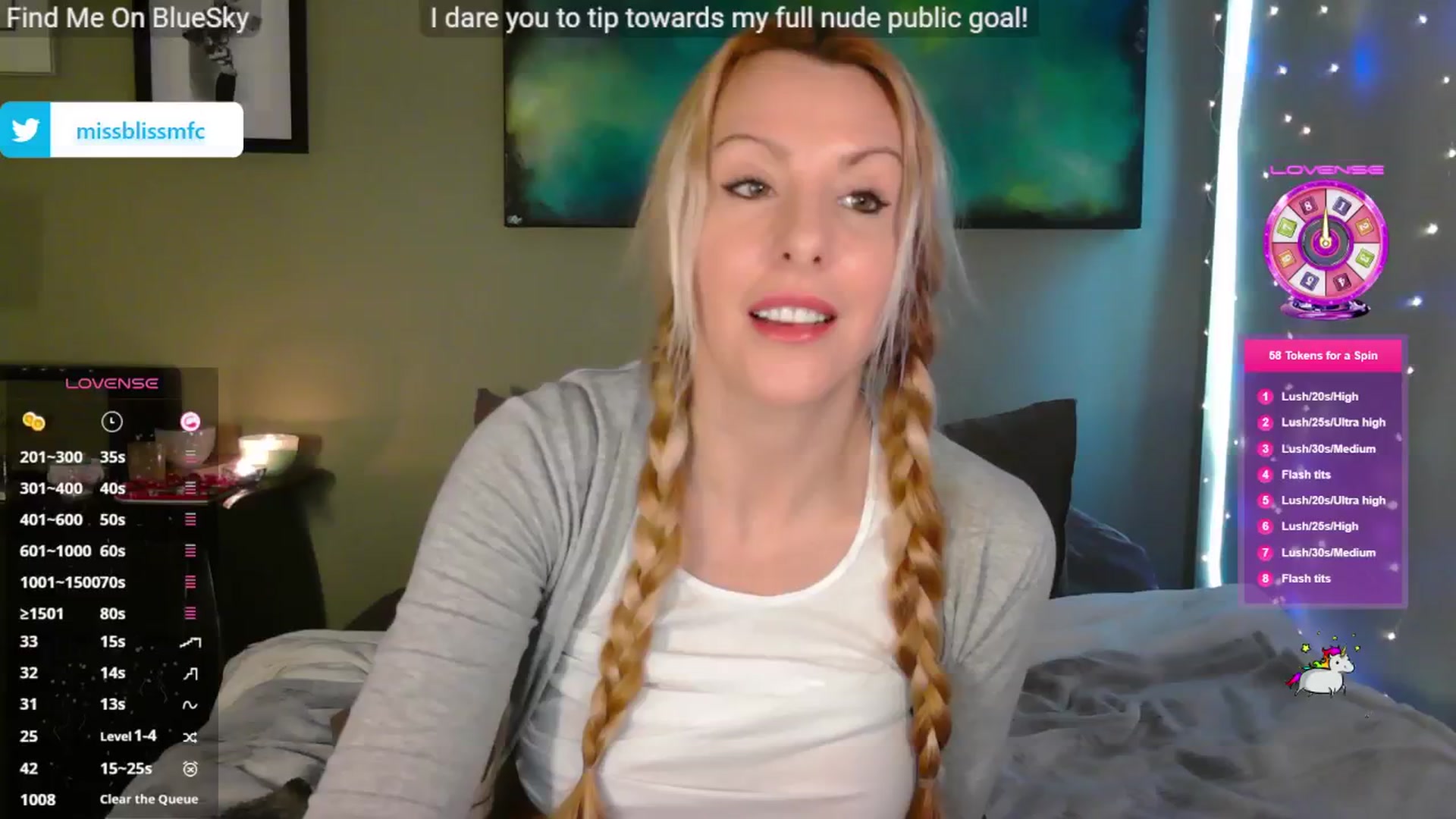 Gallery image thumbnail from aMissBliss's myfreecams stream on, 01/06/2025, 19:39 image 12 of 20