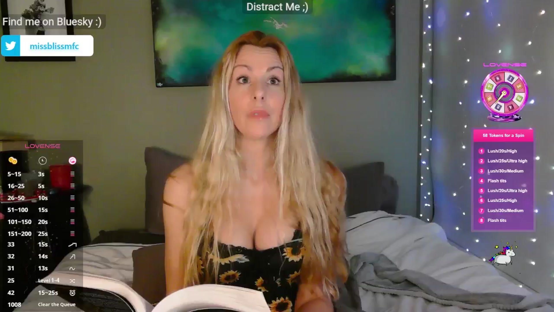 Gallery image thumbnail from aMissBliss's myfreecams stream on, 01/30/2025, 04:25 image 18 of 20
