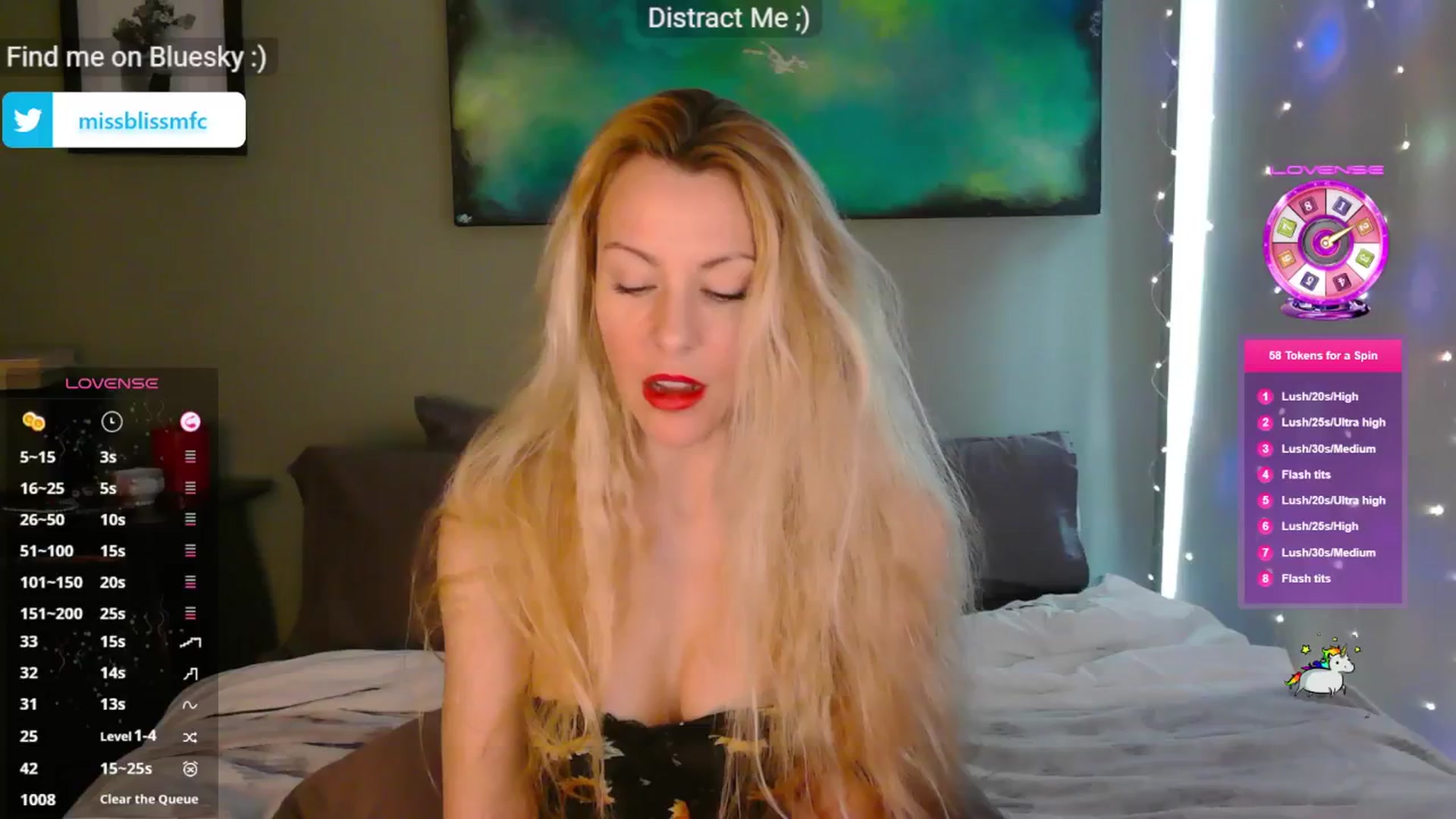 Gallery image thumbnail from aMissBliss's myfreecams stream on, 03/18/2025, 23:40 image 7 of 20