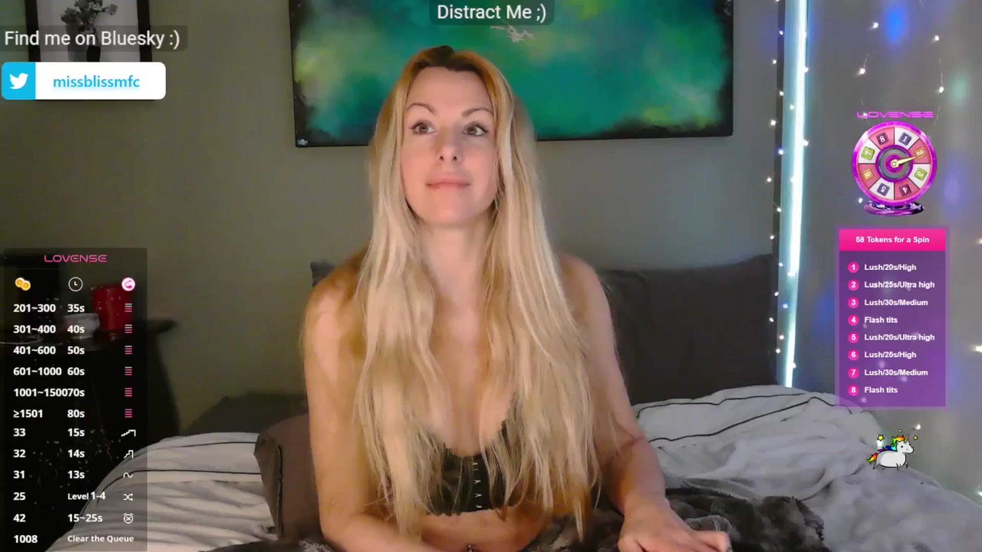 Gallery image thumbnail from aMissBliss's myfreecams stream on, 03/21/2025, 24:33 image 6 of 20