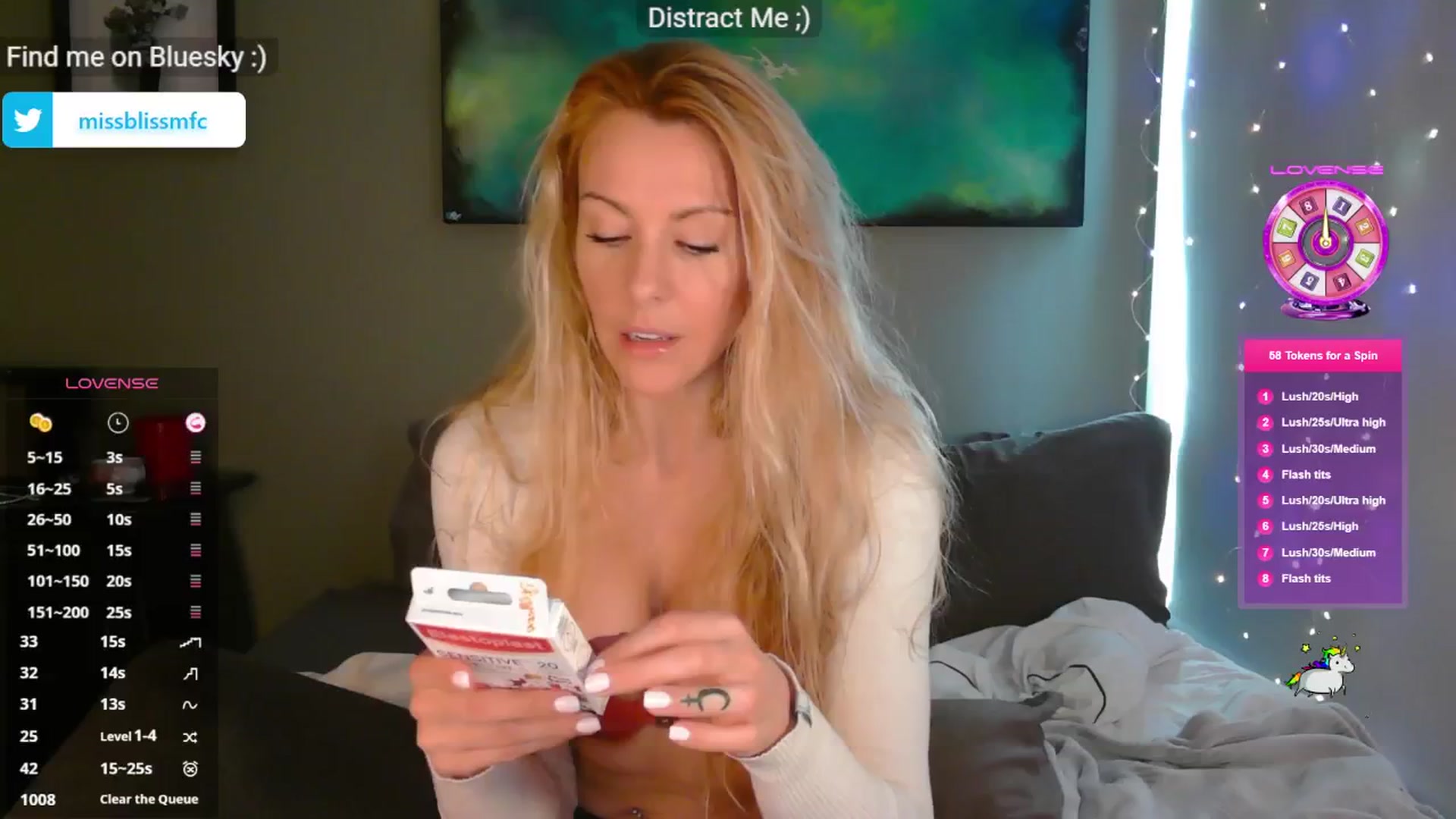 Gallery image thumbnail from aMissBliss's myfreecams stream on, 04/02/2025, 22:14 image 8 of 20