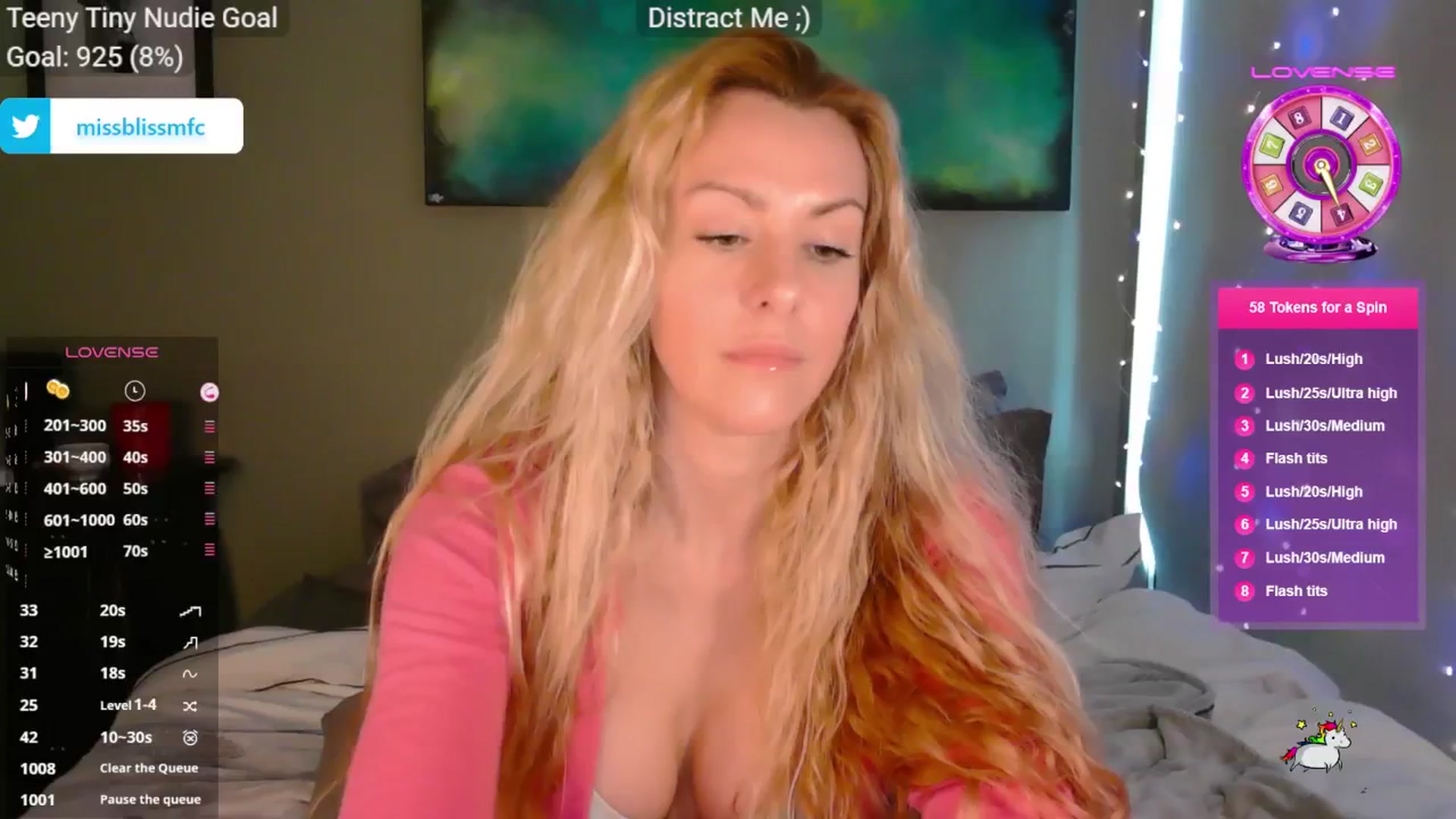 Gallery image thumbnail from aMissBliss's myfreecams stream on, 04/13/2025, 23:49 image 17 of 20