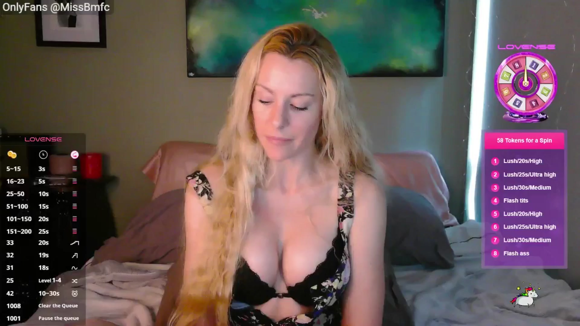 Gallery image thumbnail from aMissBliss's myfreecams stream on, 09/13/2025, 24:06 image 19 of 20