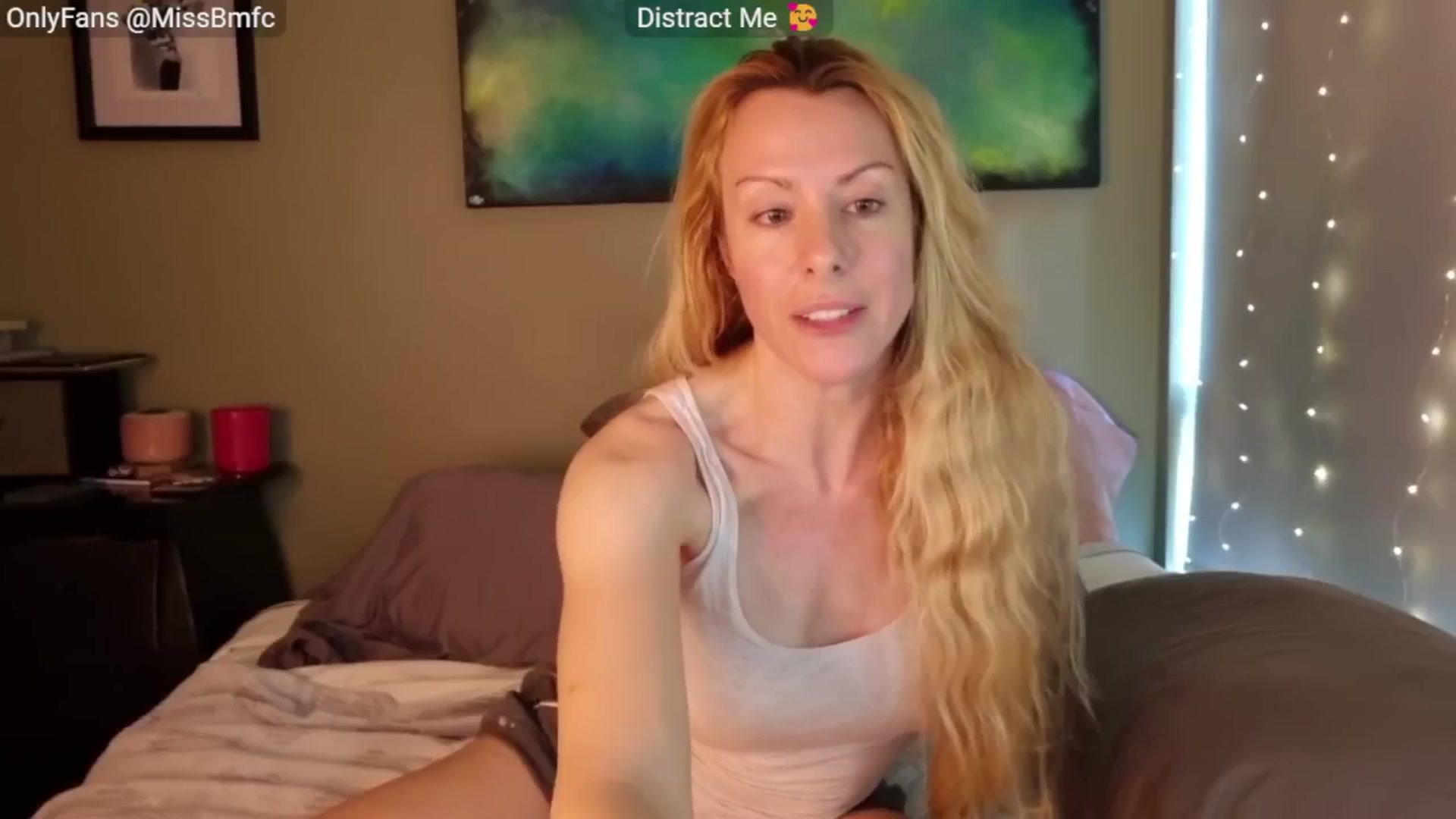 Gallery image thumbnail from aMissBliss's myfreecams stream on, 09/24/2025, 23:54 image 9 of 20