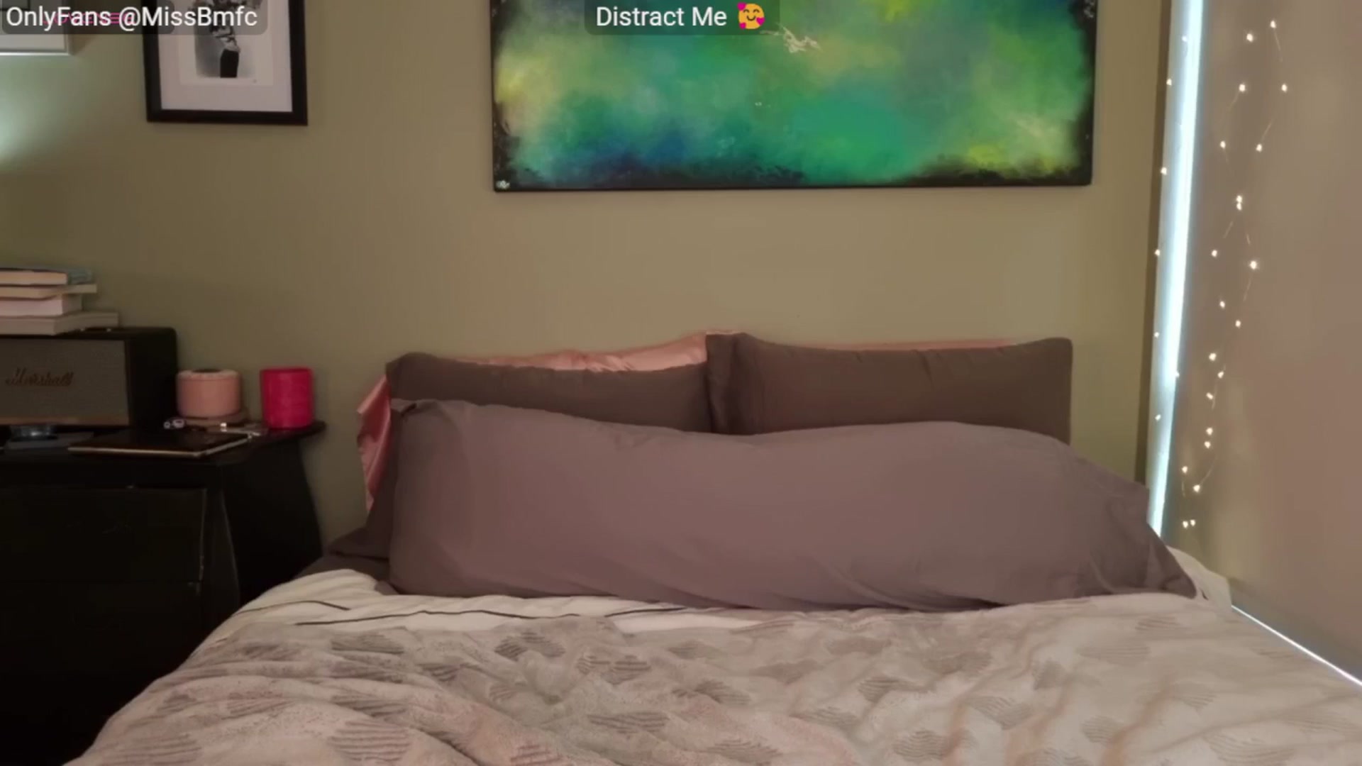 Gallery image thumbnail from aMissBliss's myfreecams stream on, 09/27/2025, 17:18 image 4 of 20