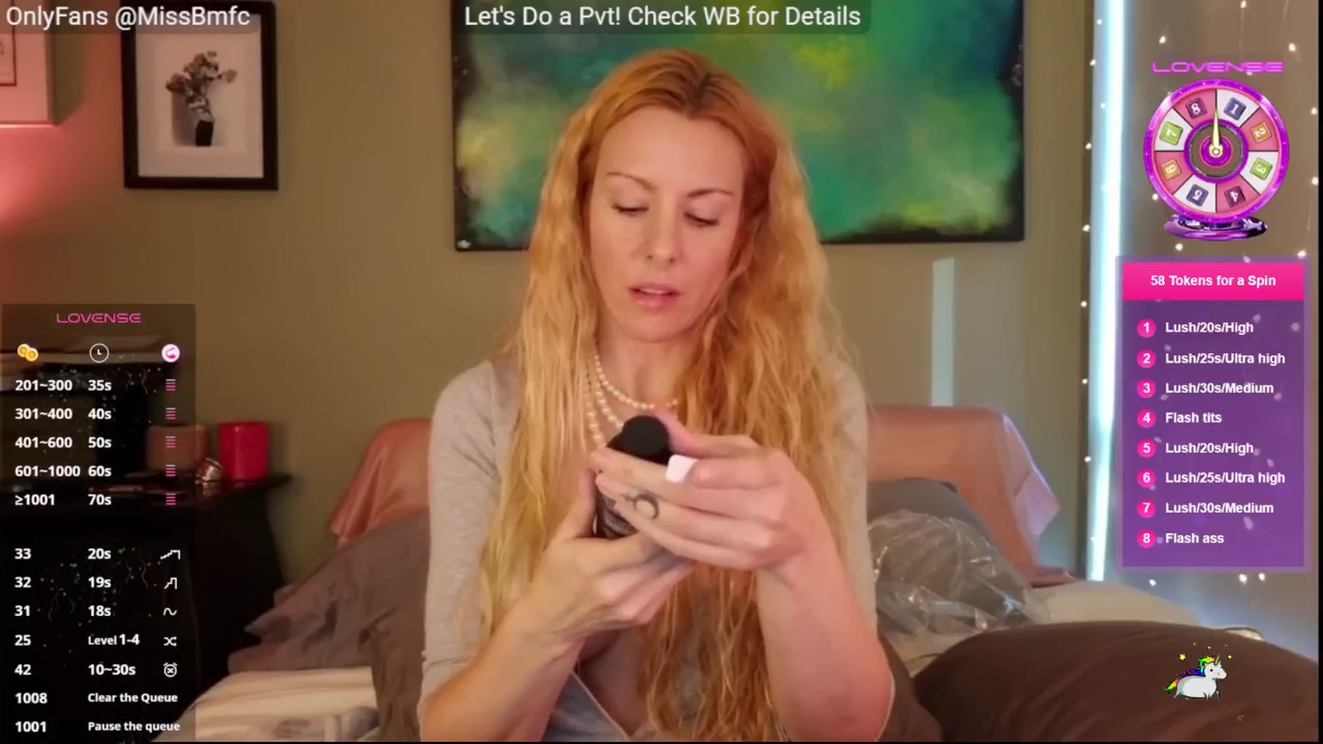 Gallery image thumbnail from aMissBliss's myfreecams stream on, 10/30/2025, 23:23 image 17 of 20