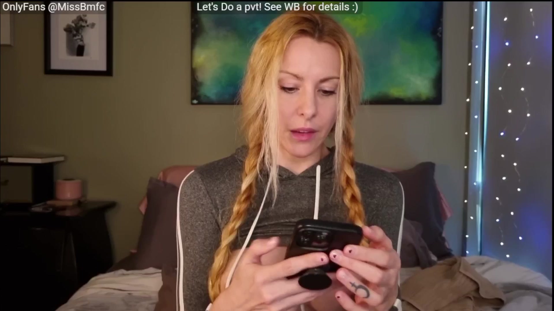 Gallery image thumbnail from aMissBliss's myfreecams stream on, 12/17/2025, 23:11 image 20 of 20