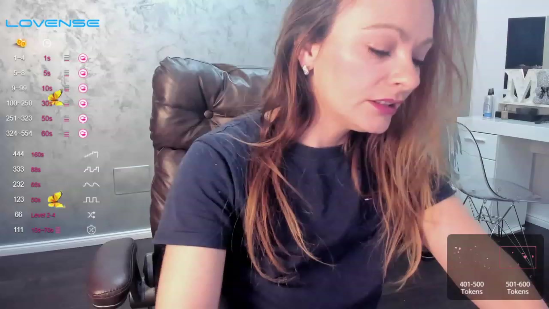 Gallery image thumbnail from aOhMyASS's myfreecams stream on, 08/08/2023, 06:23 image 15 of 20