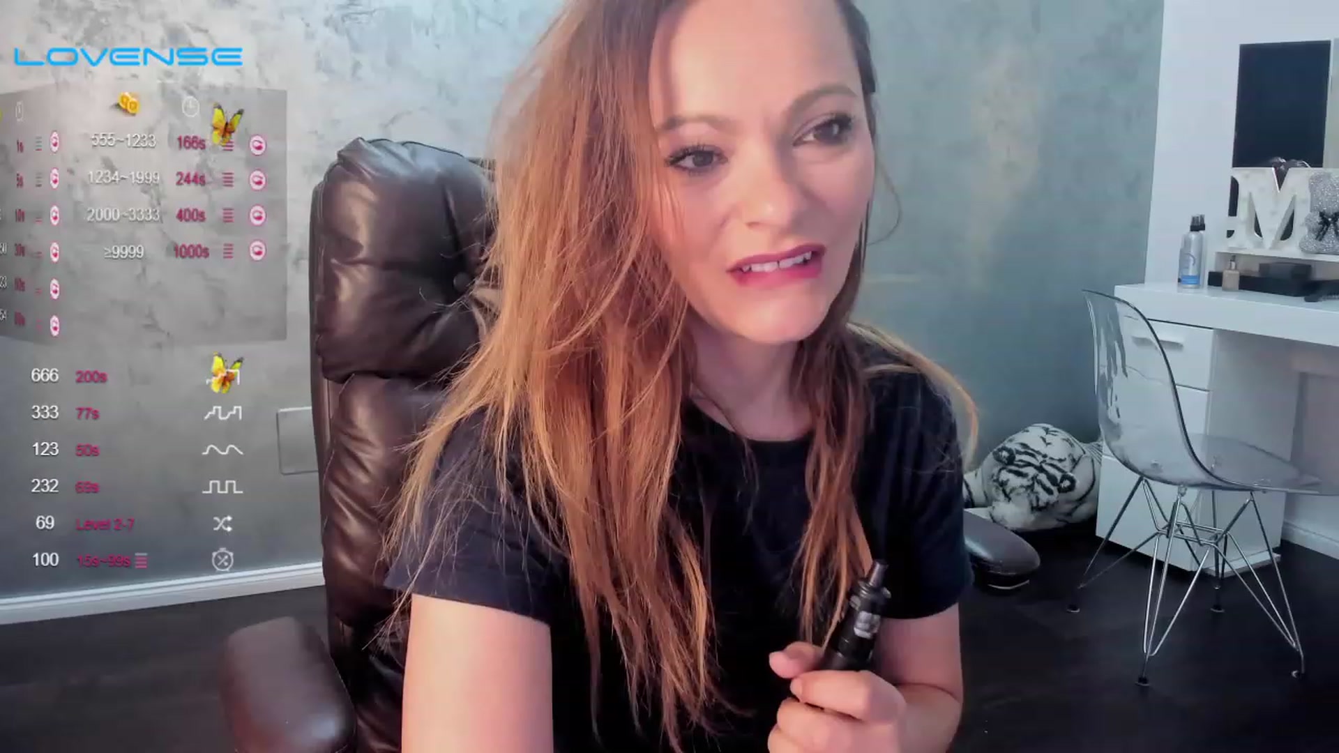 Gallery image thumbnail from aOhMyASS's myfreecams stream on, 08/08/2023, 06:23 image 1 of 20